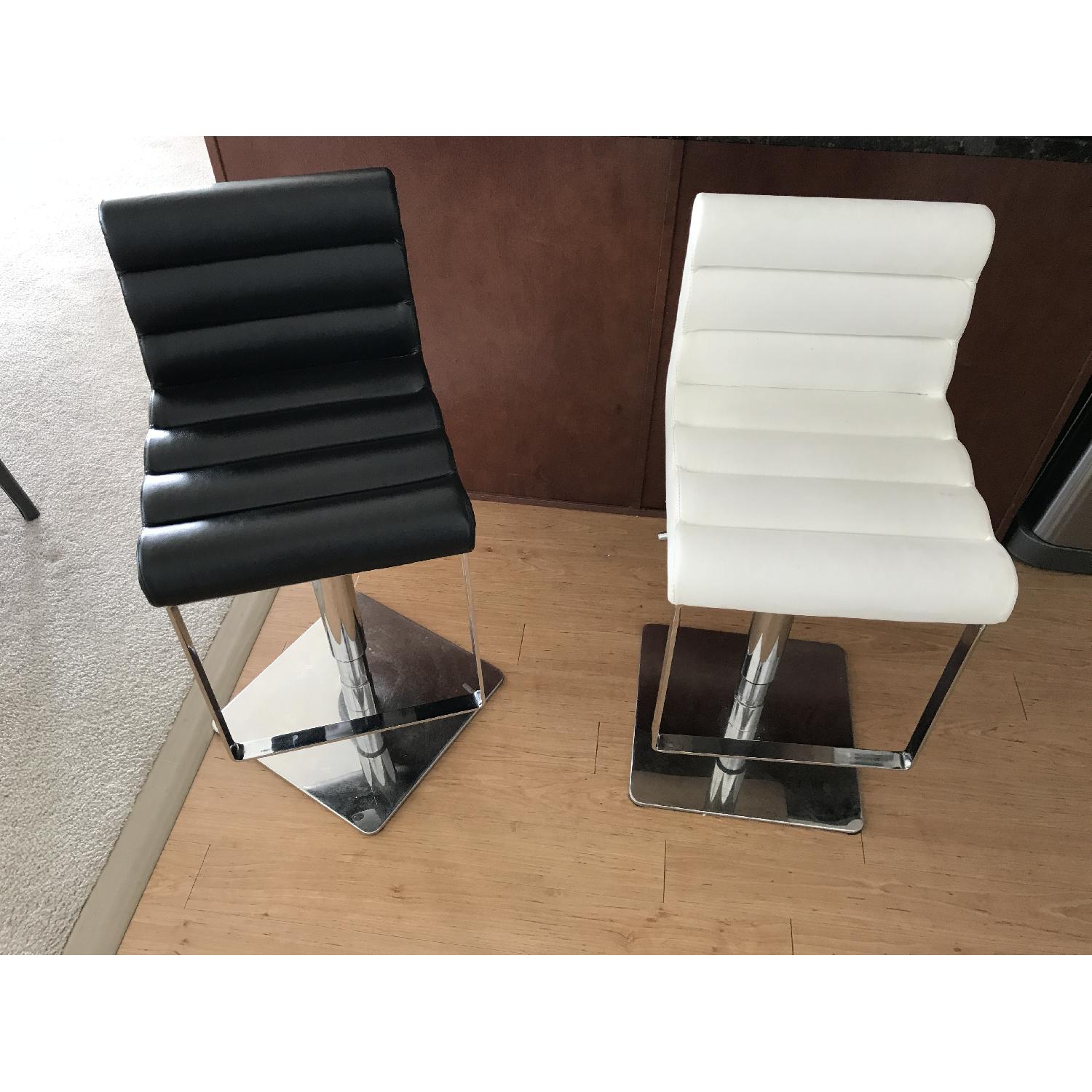 Modern Bellagio Bar Stool - image-1