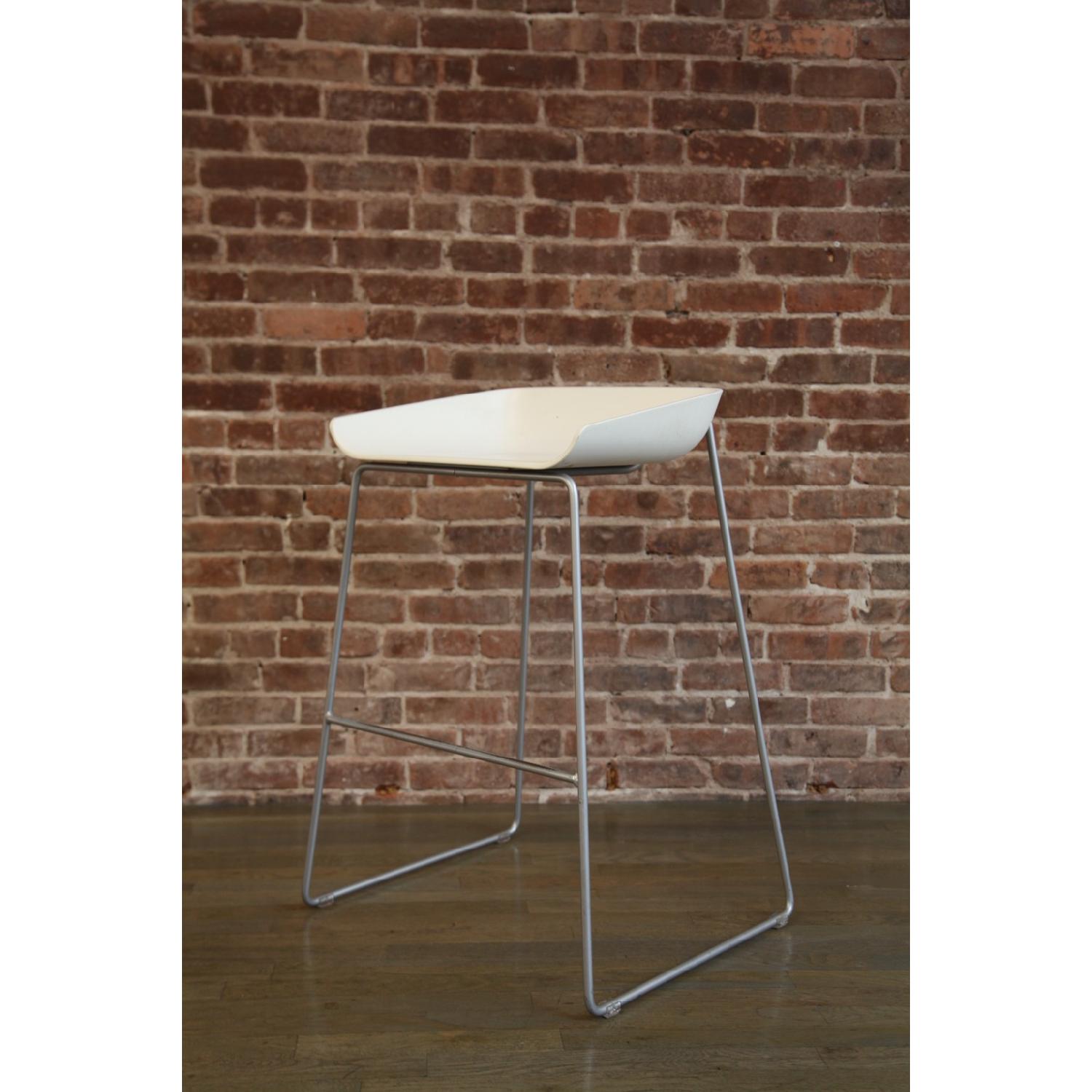 Steelcase Turnstone White Stool - image-2