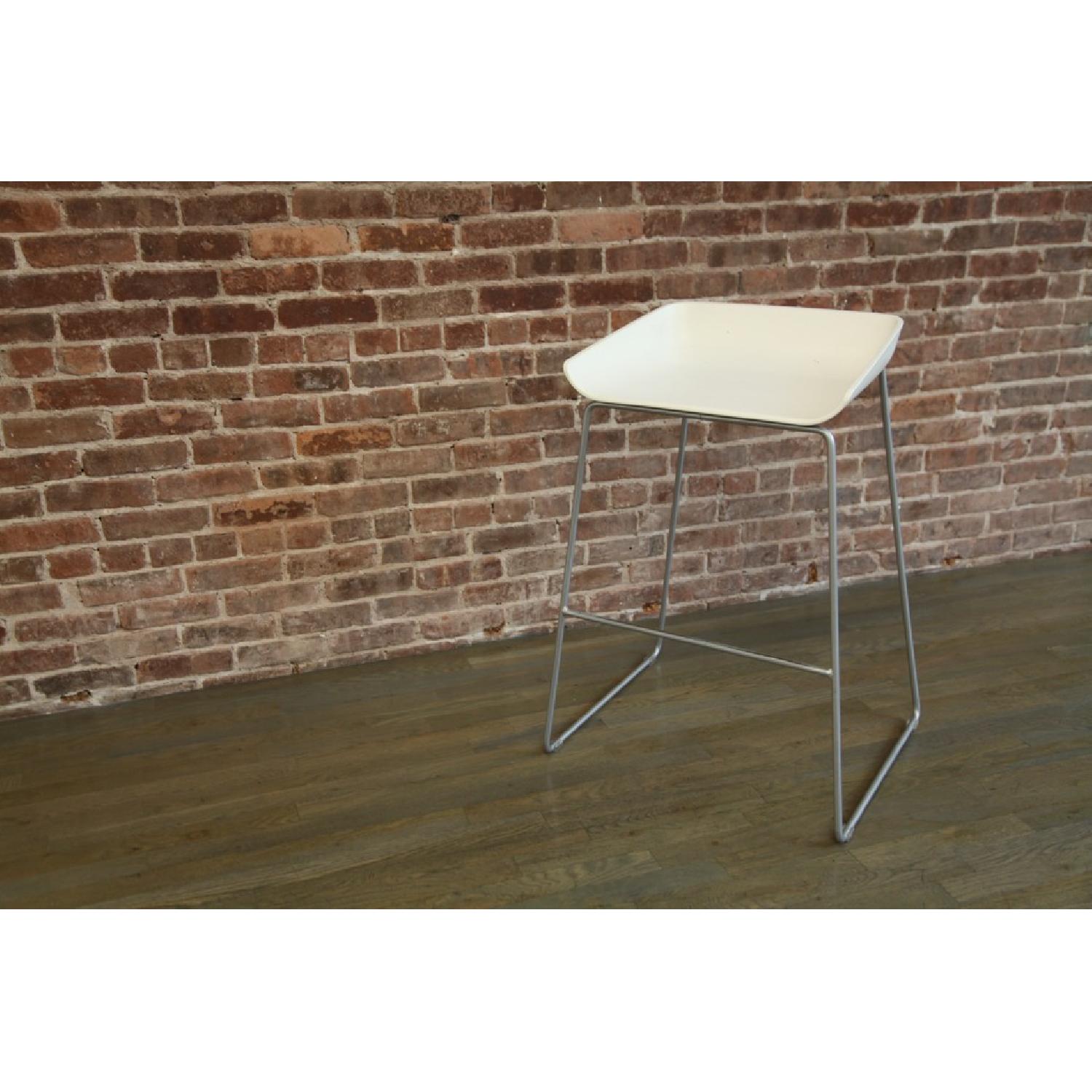 Steelcase Turnstone White Stool - image-4