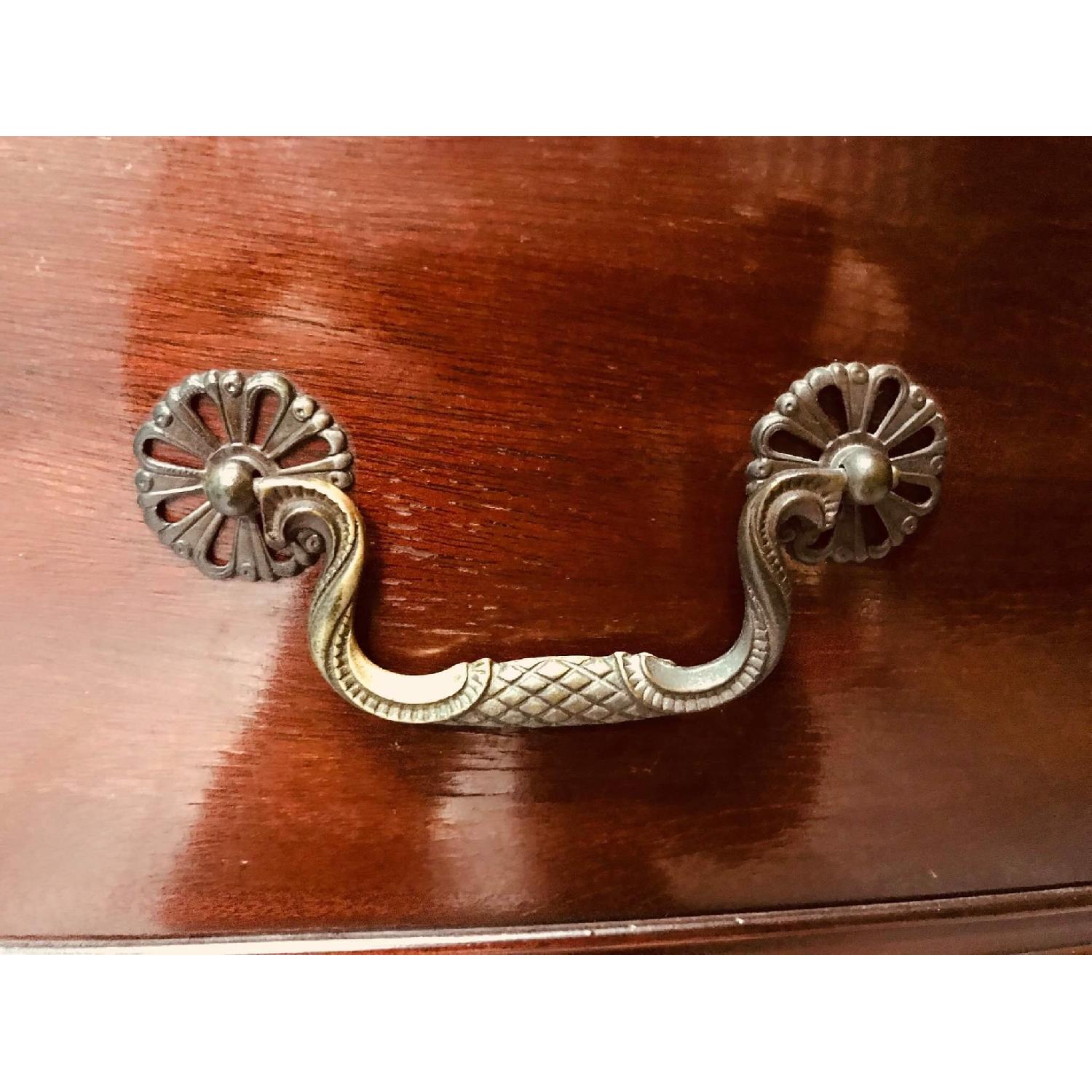 Antique 1930s Huntley Furniture Mahogany Dresser w/ Mirror - image-13