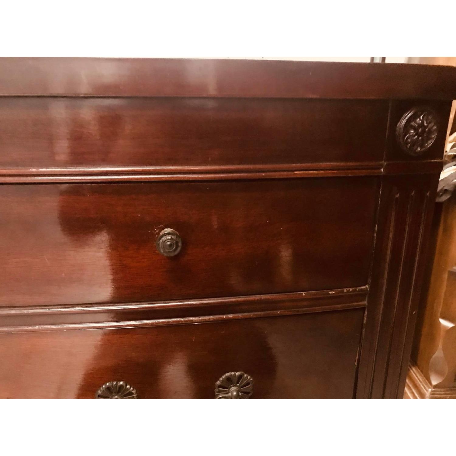 Antique 1930s Huntley Furniture Mahogany Dresser w/ Mirror - image-14