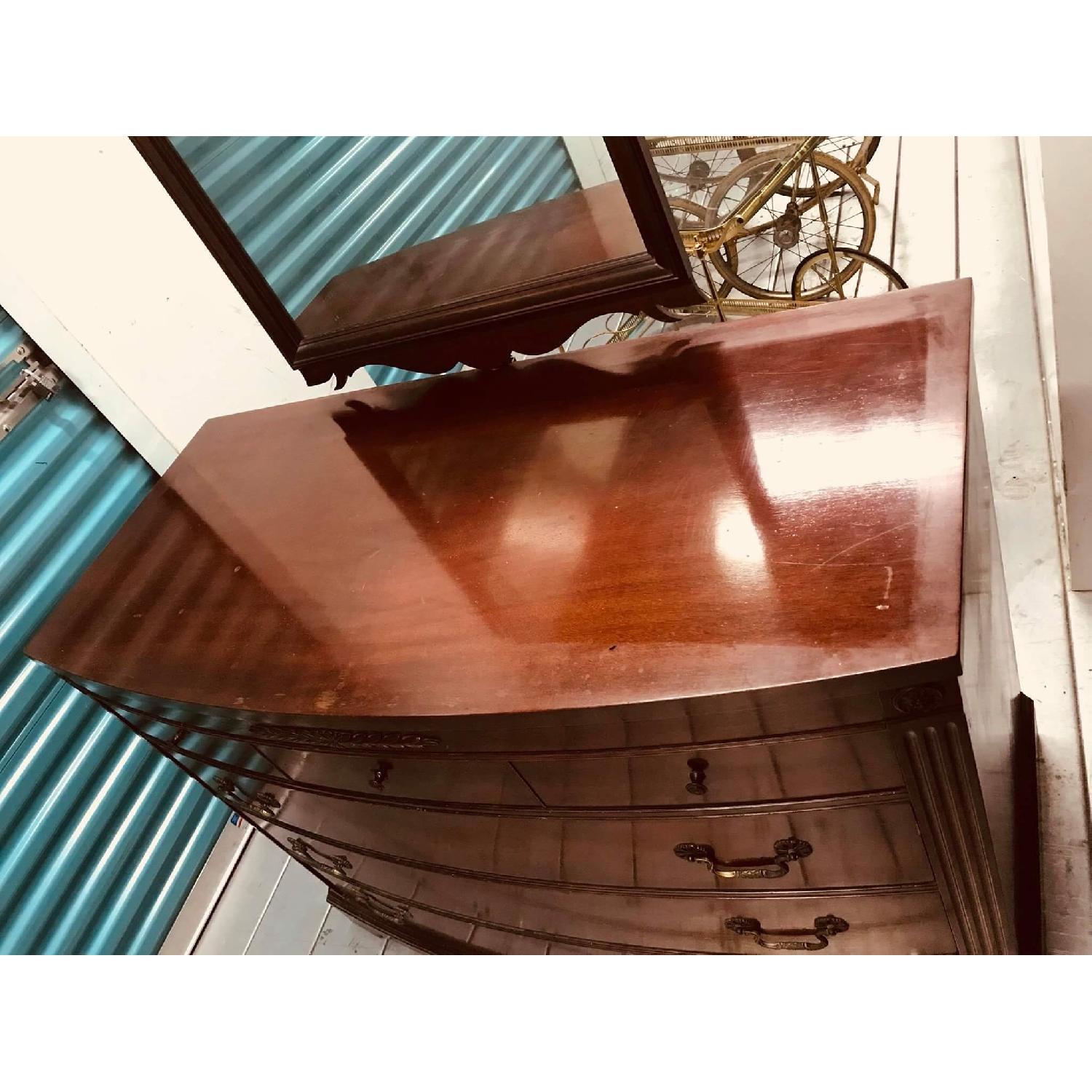 Antique 1930s Huntley Furniture Mahogany Dresser w/ Mirror - image-23