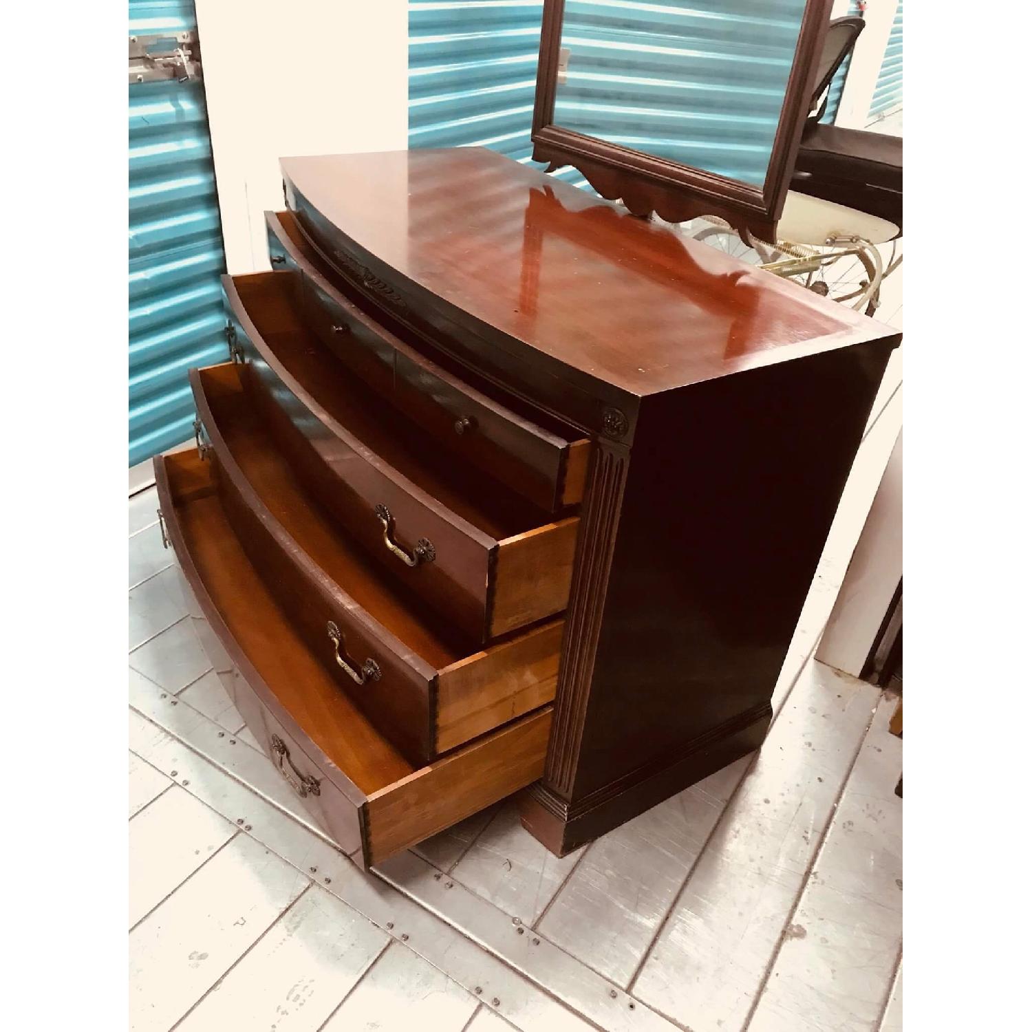 Antique 1930s Huntley Furniture Mahogany Dresser w/ Mirror - image-24