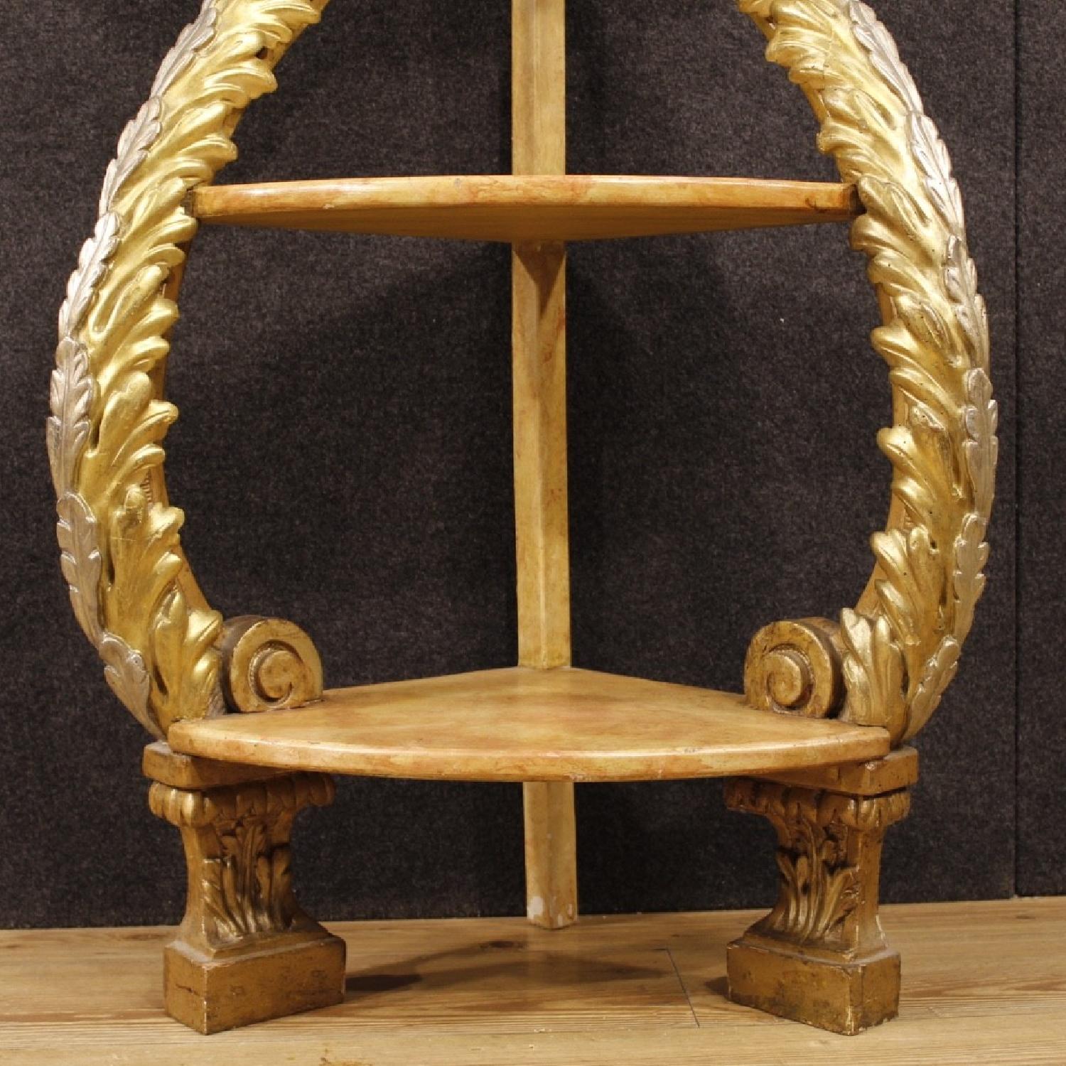 20th Century Italian Lacquered & Gilt Corner Shelves - image-3