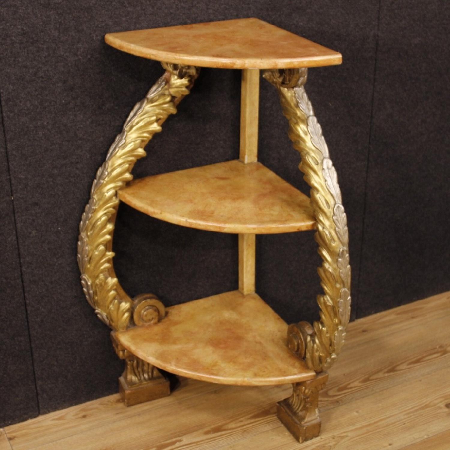 20th Century Italian Lacquered & Gilt Corner Shelves - image-6