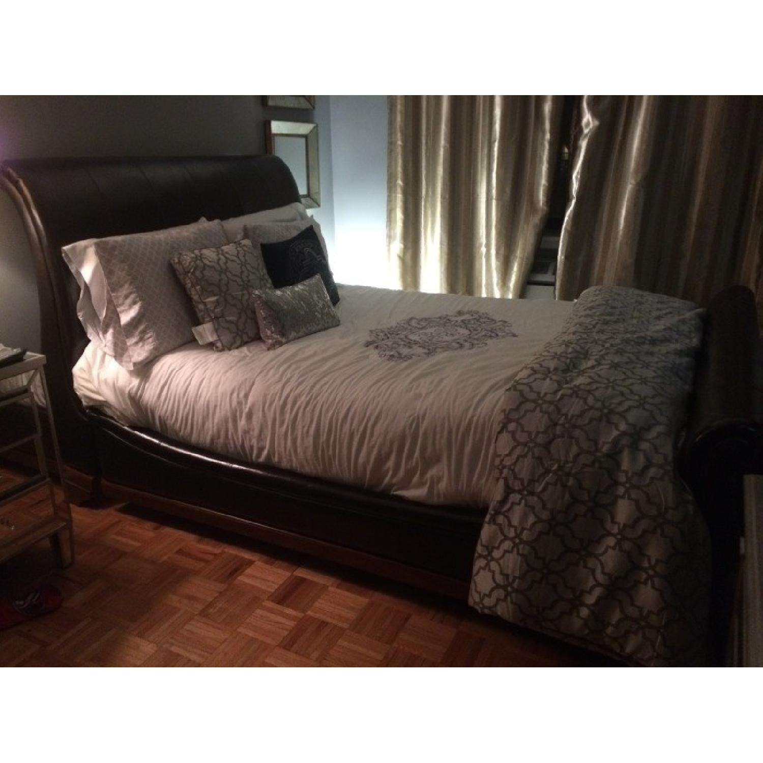 Raymour & Flanigan Legacy Collection Black Leather Sleigh Bed - image-5