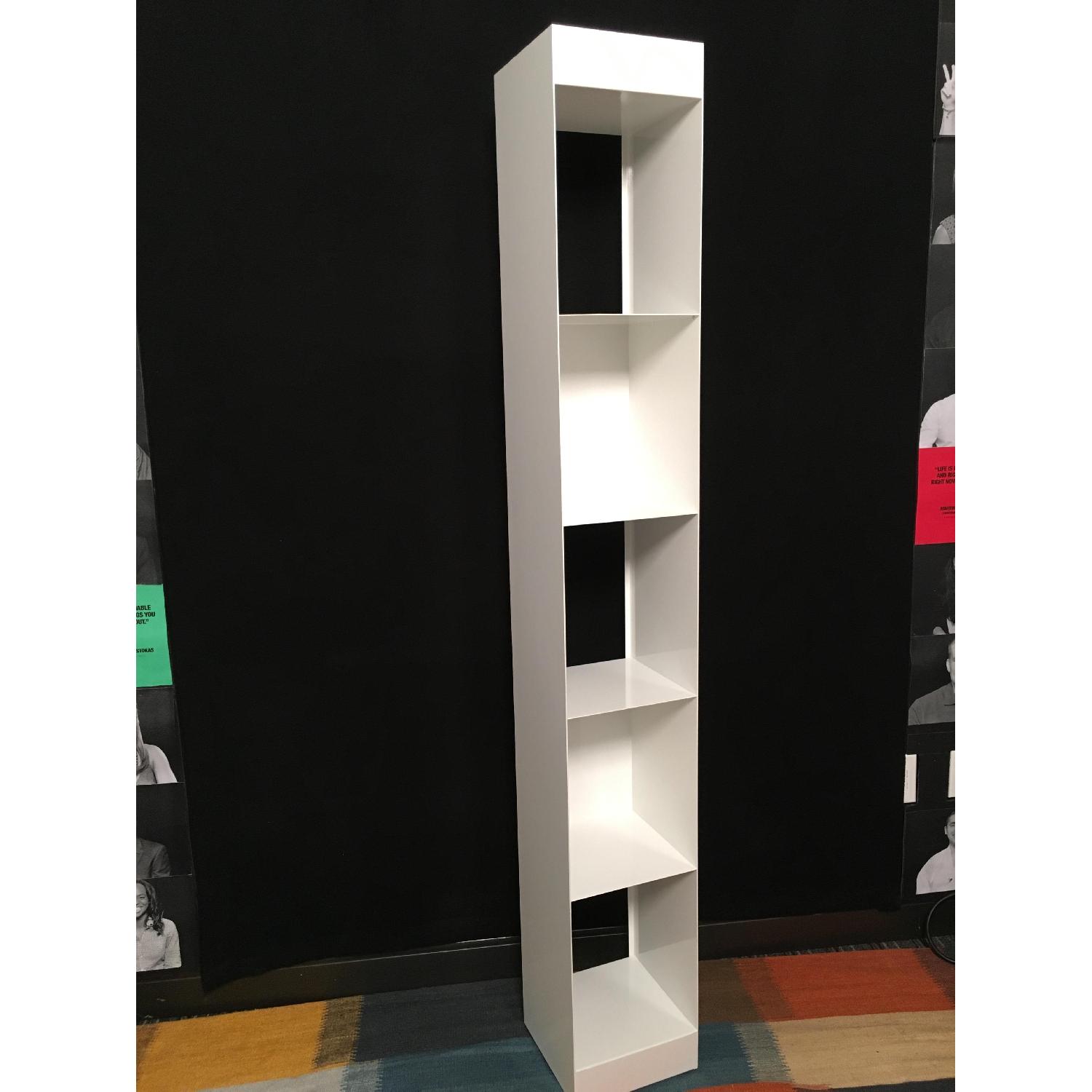 Carlson II White Tower - Thumbnail 5