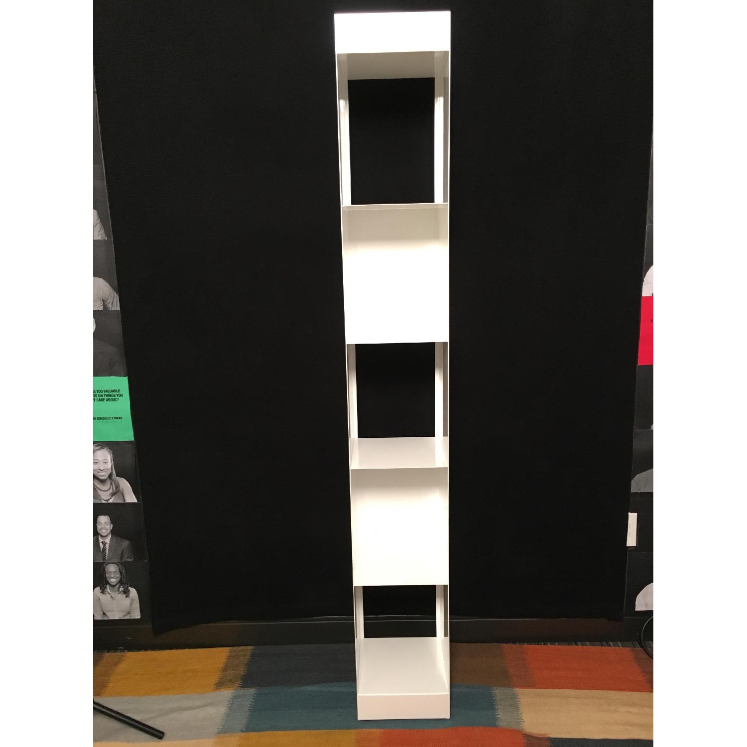 Carlson II White Tower