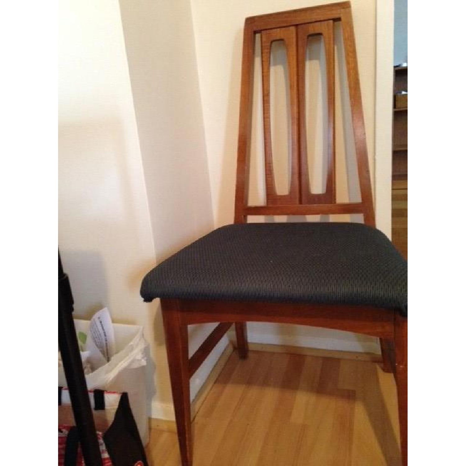 Mid Century Round Dining Table w/ 4 Chairs - image-6