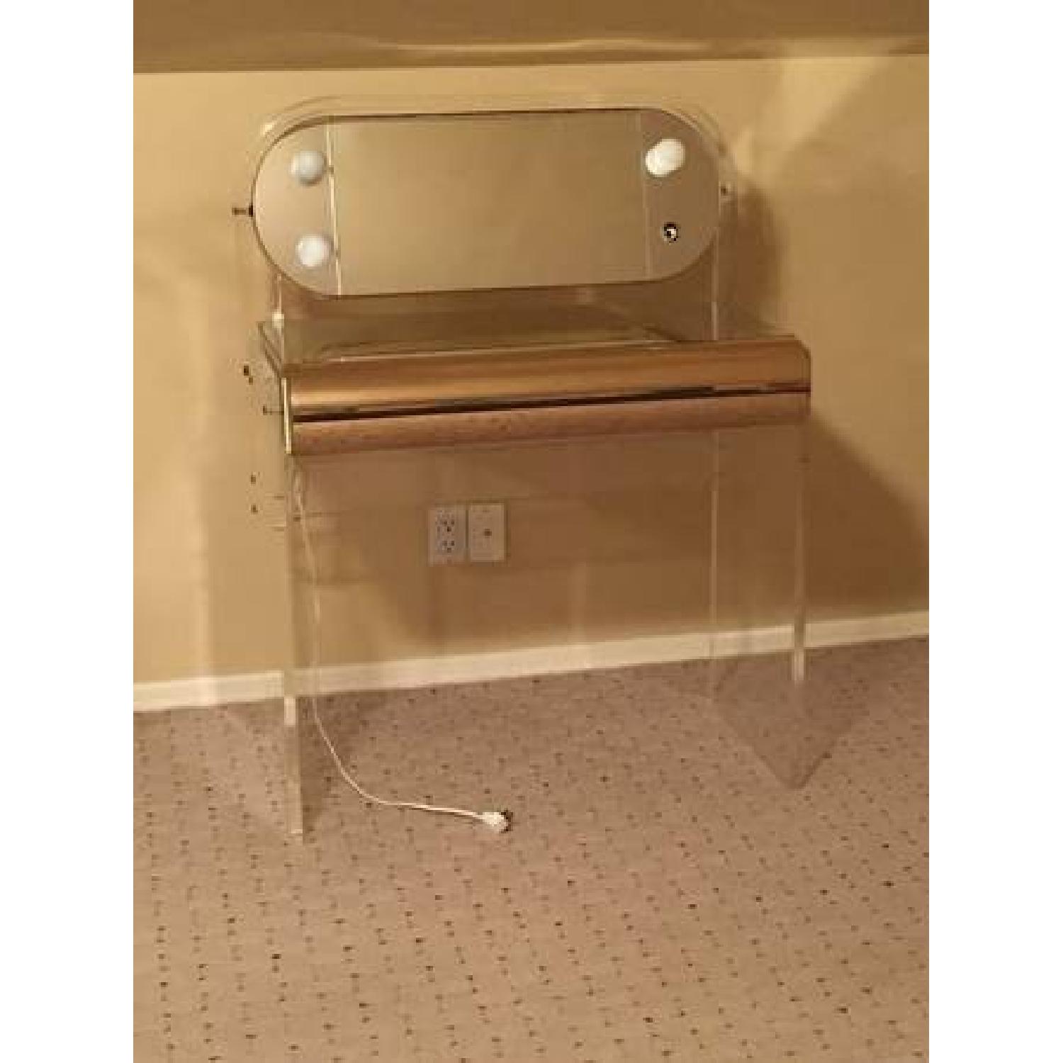 Vintage Lucite Vanity/Make Up Table w/ Lights - image-4