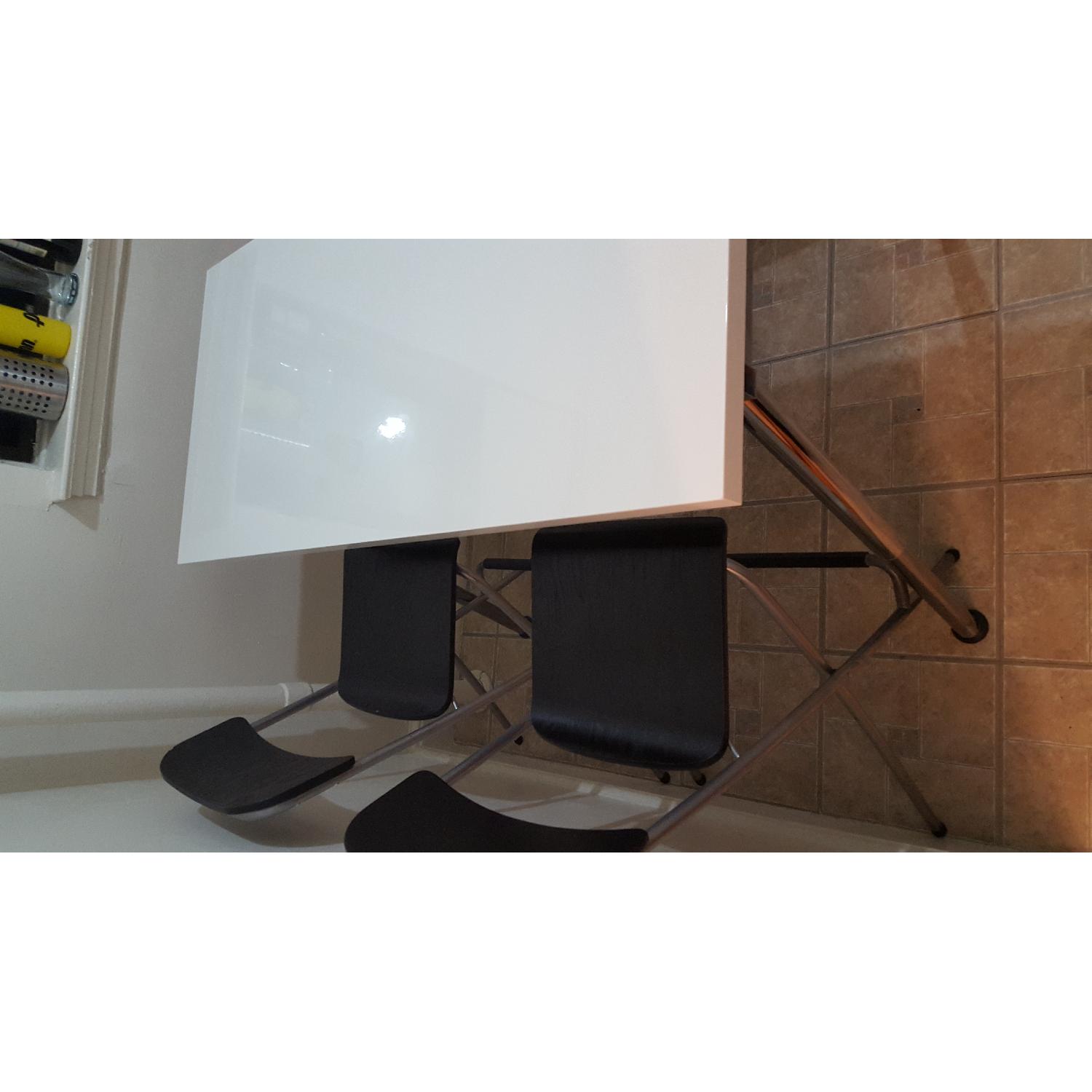 Height Adjustable Table w/ 4 Bar Chairs - image-2