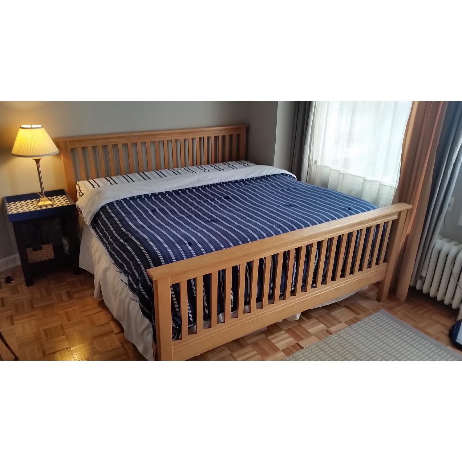 Solid Oak MissionStyle King Size Bed AptDeco