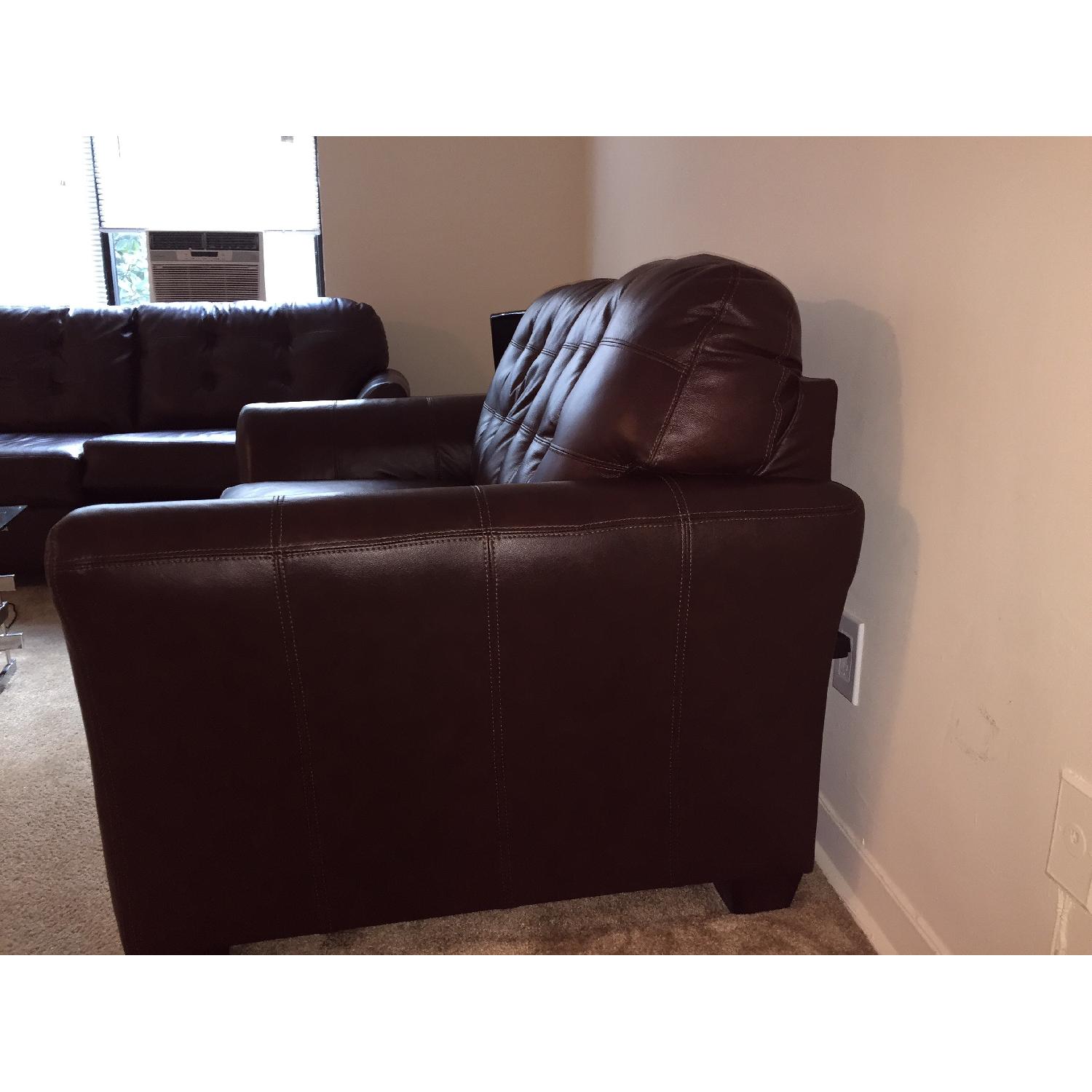 Ashley's Santiago Brown Leather Love Seat - image-3