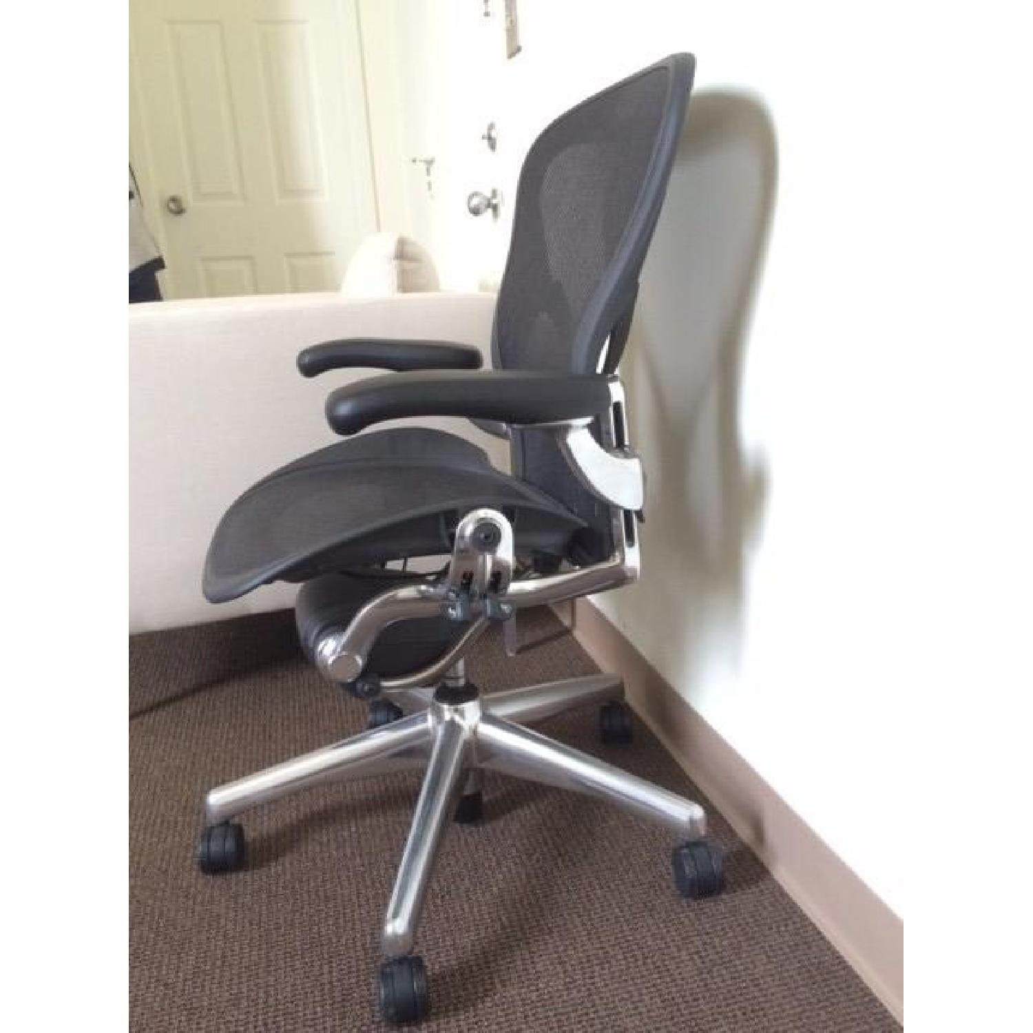 Herman Miller Aeron Chair - image-3