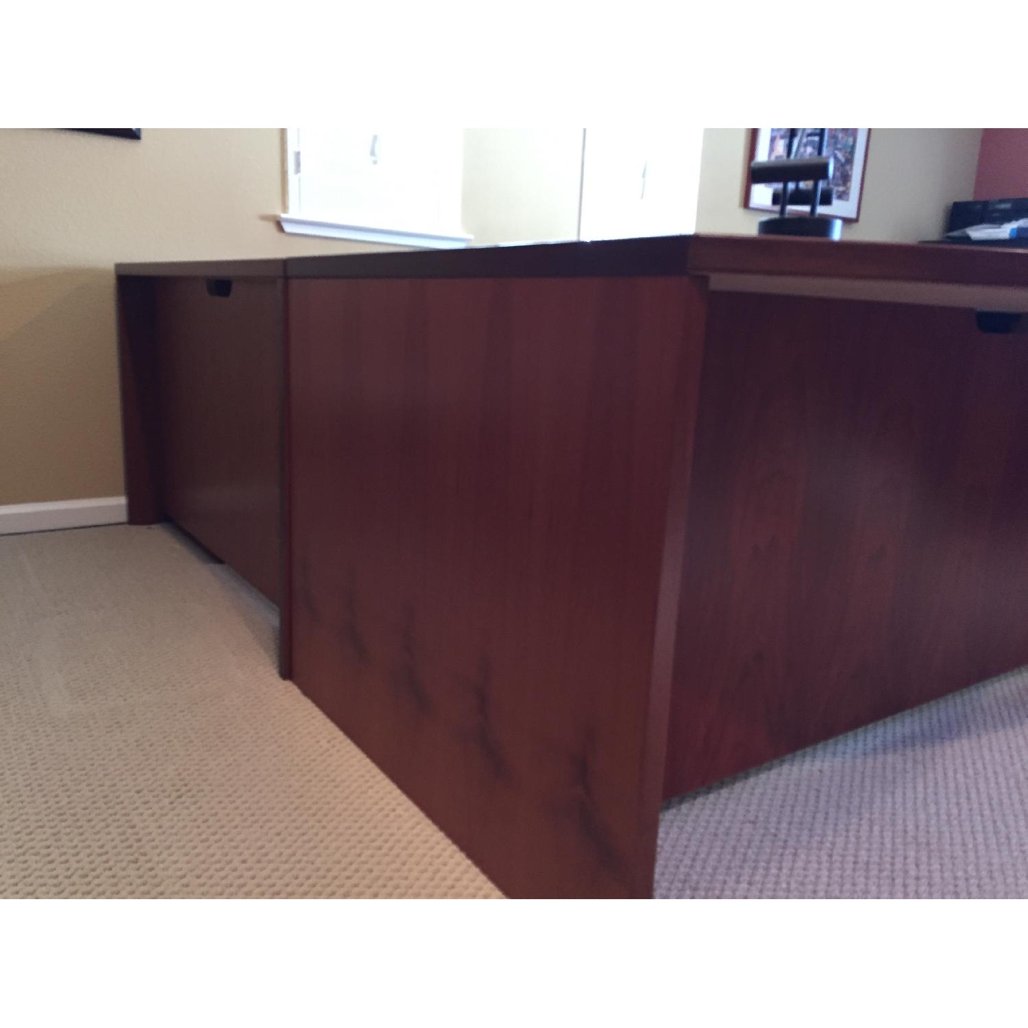 Scandinavian Design Executive Desk - Cherry - image-2