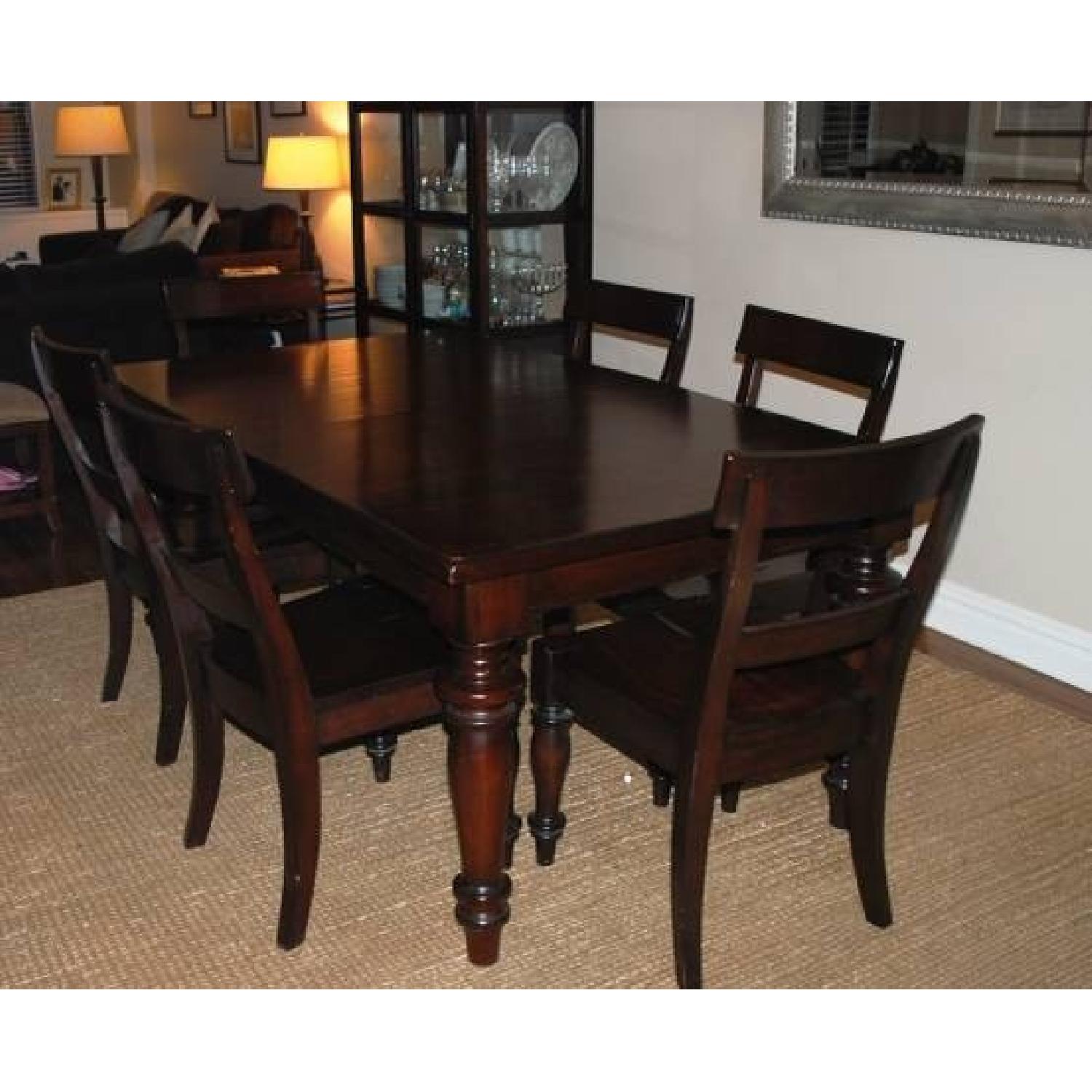 Pottery Barn Montego Table with 6 Chairs and 2 Leaves - image-5