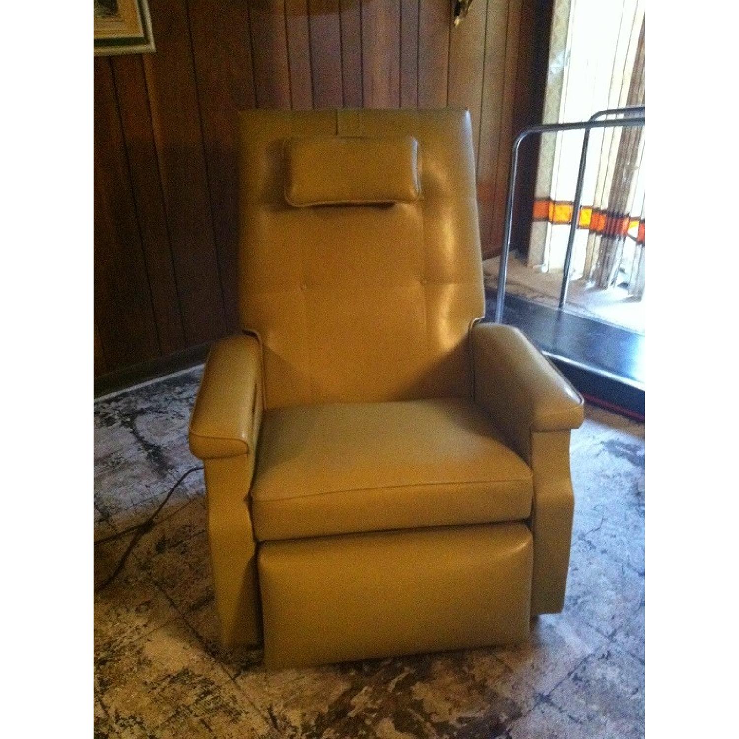 Niagra Mid Century Modern Reclining Massage Chair - image-6