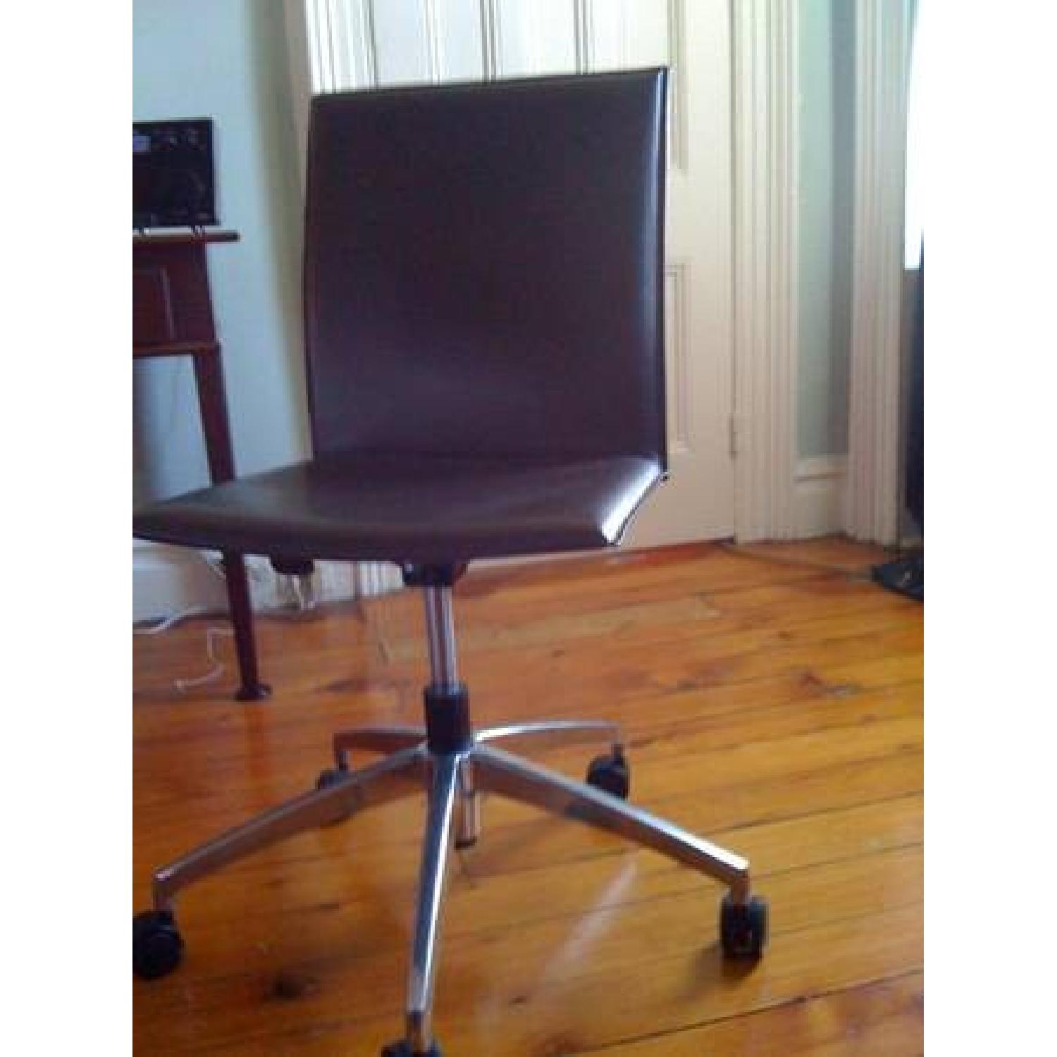 Crate & Barrel Folio Leather Office Chair AptDeco