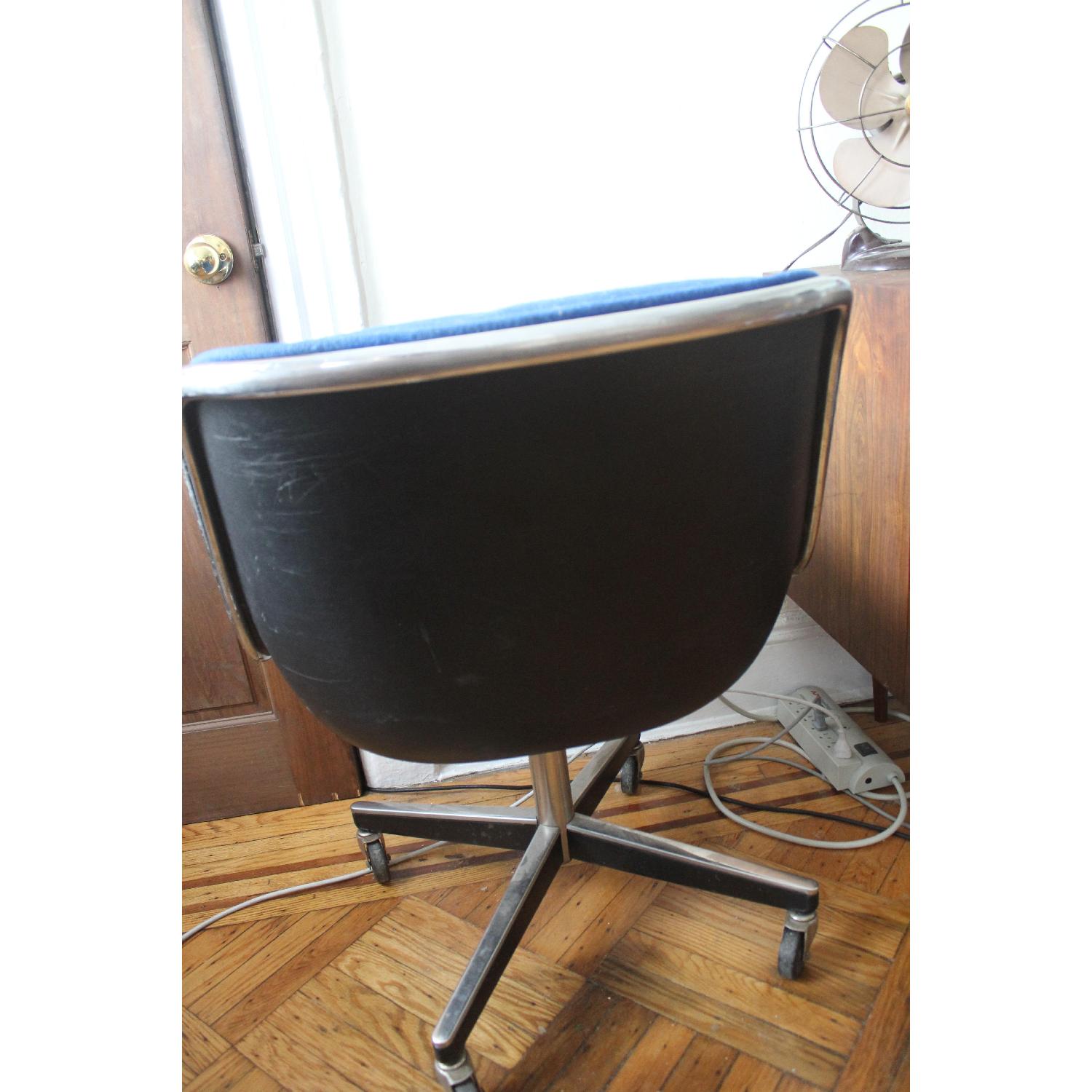 Knoll Blue Pollock Executive Office Chair - image-4
