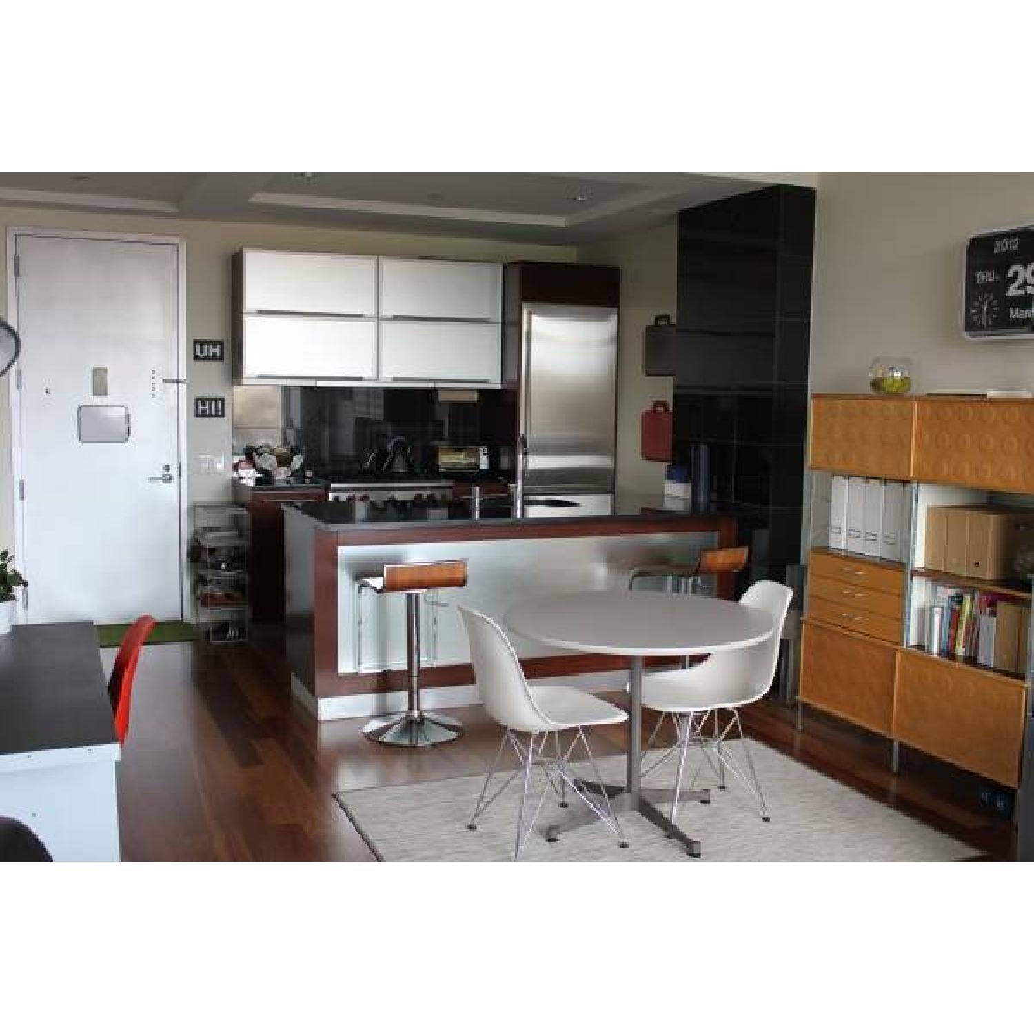 Herman Miller 36" Round Table - image-2