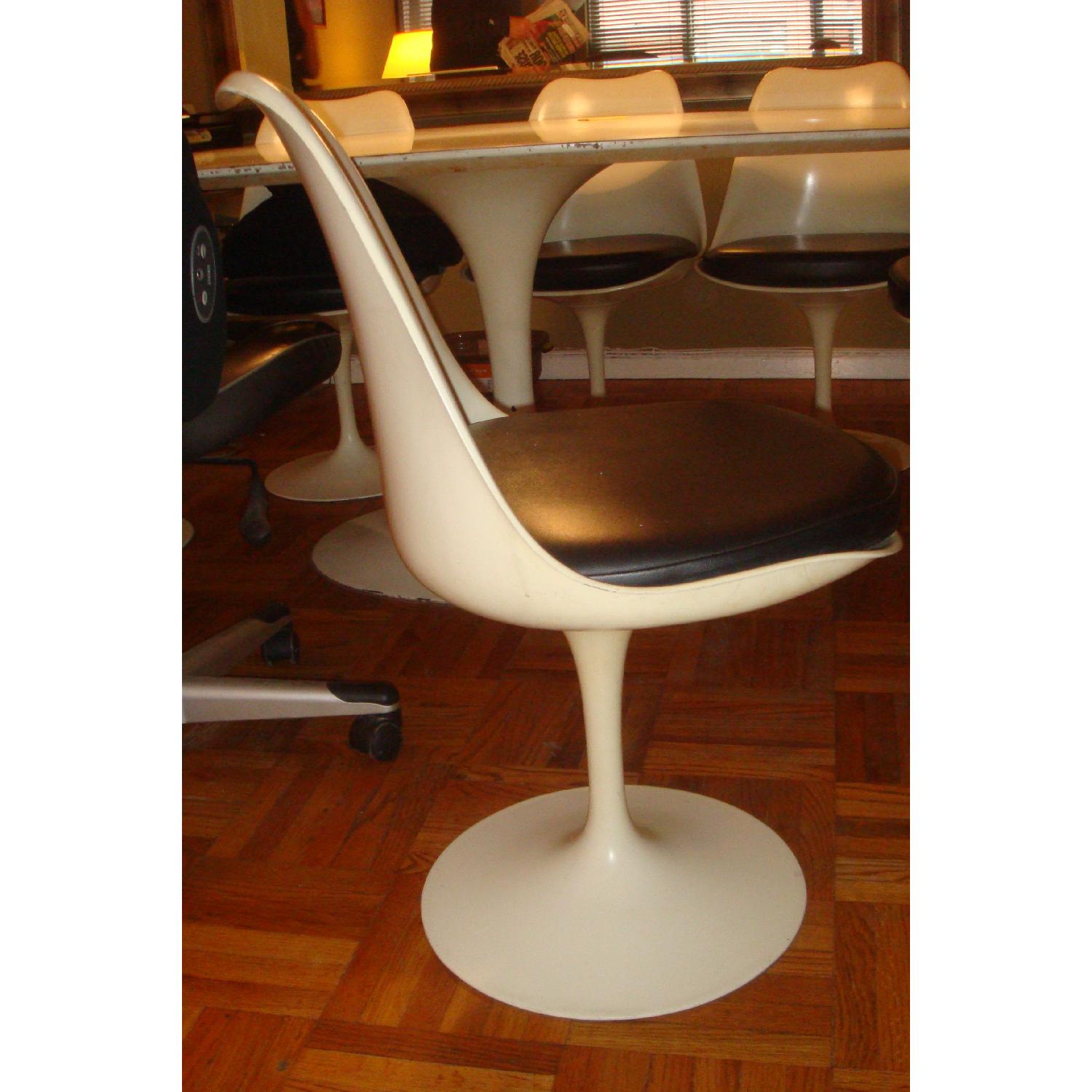 Saarinen 78" White Dining Table and 6 Chairs - image-2