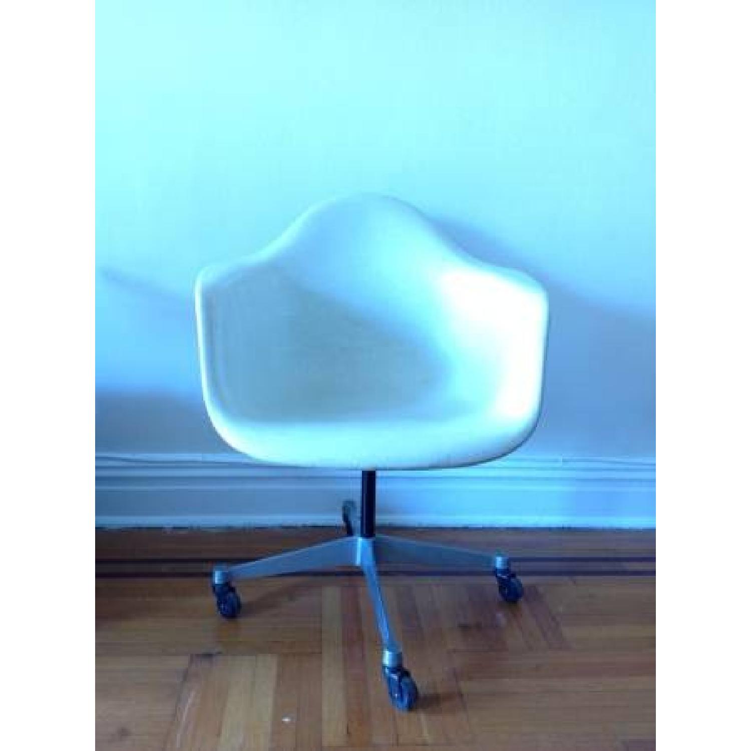 Herman Miller Eames Chairs - image-2