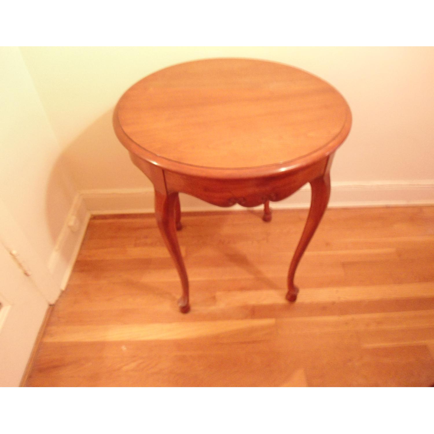 Imperial Furniture Company Queen Anne-Style Glass Top Round Side Table - image-3