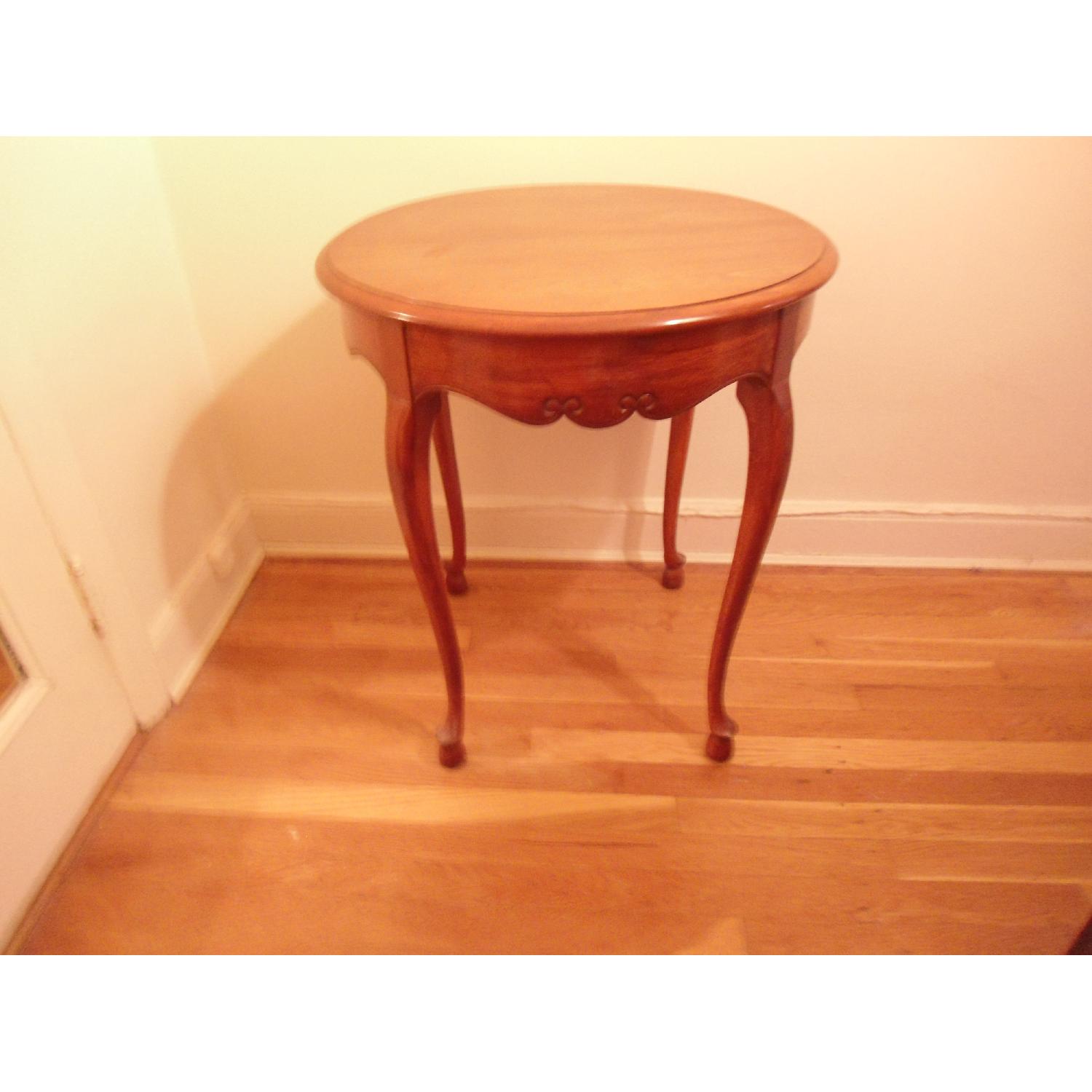 Imperial Furniture Company Queen Anne-Style Glass Top Round Side Table - image-5