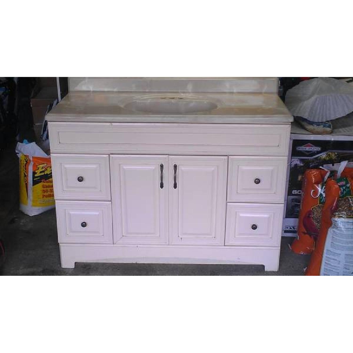 Bathroom Vanity - image-6