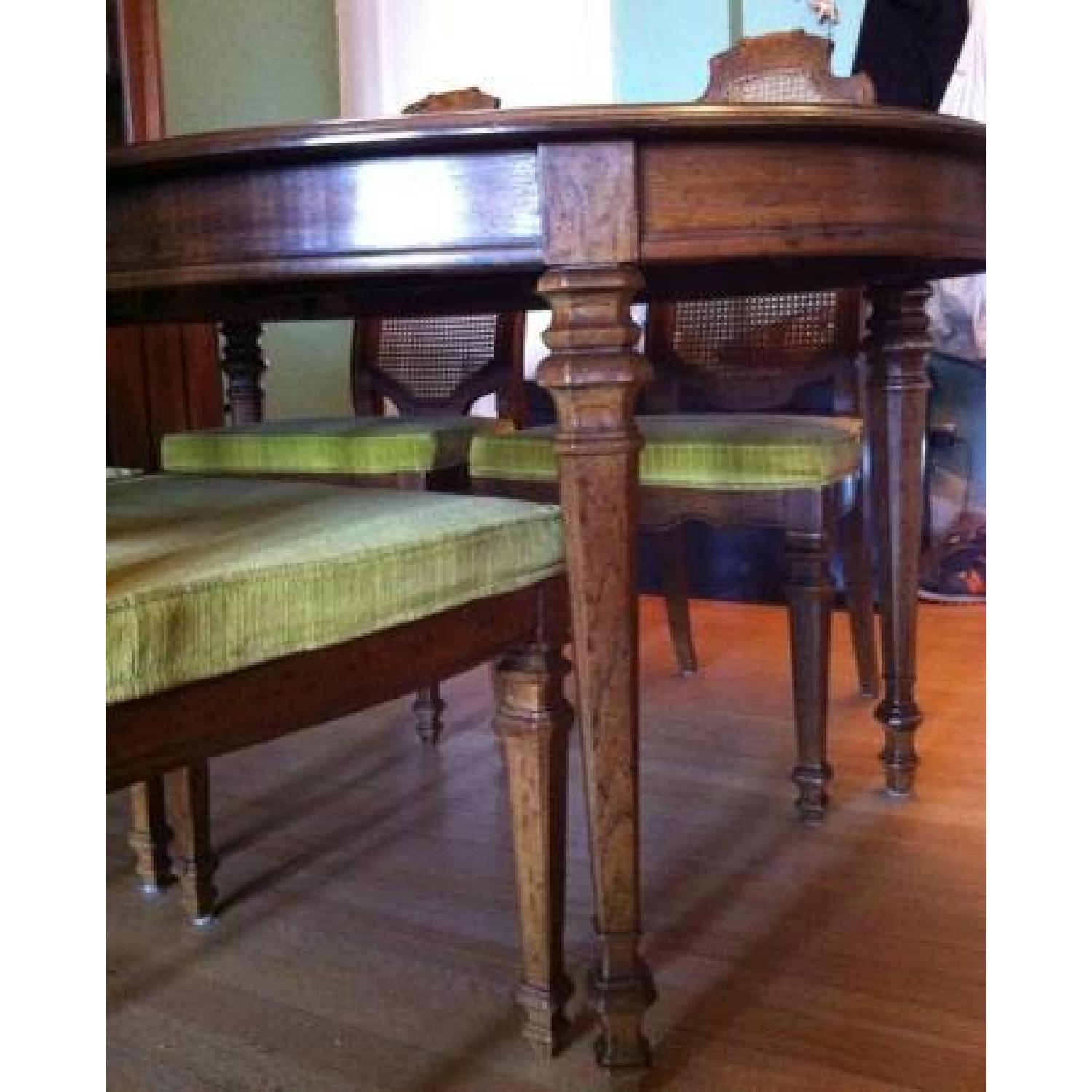 Drexel Heritage Dining Room Table w/ 6 Chairs - image-2