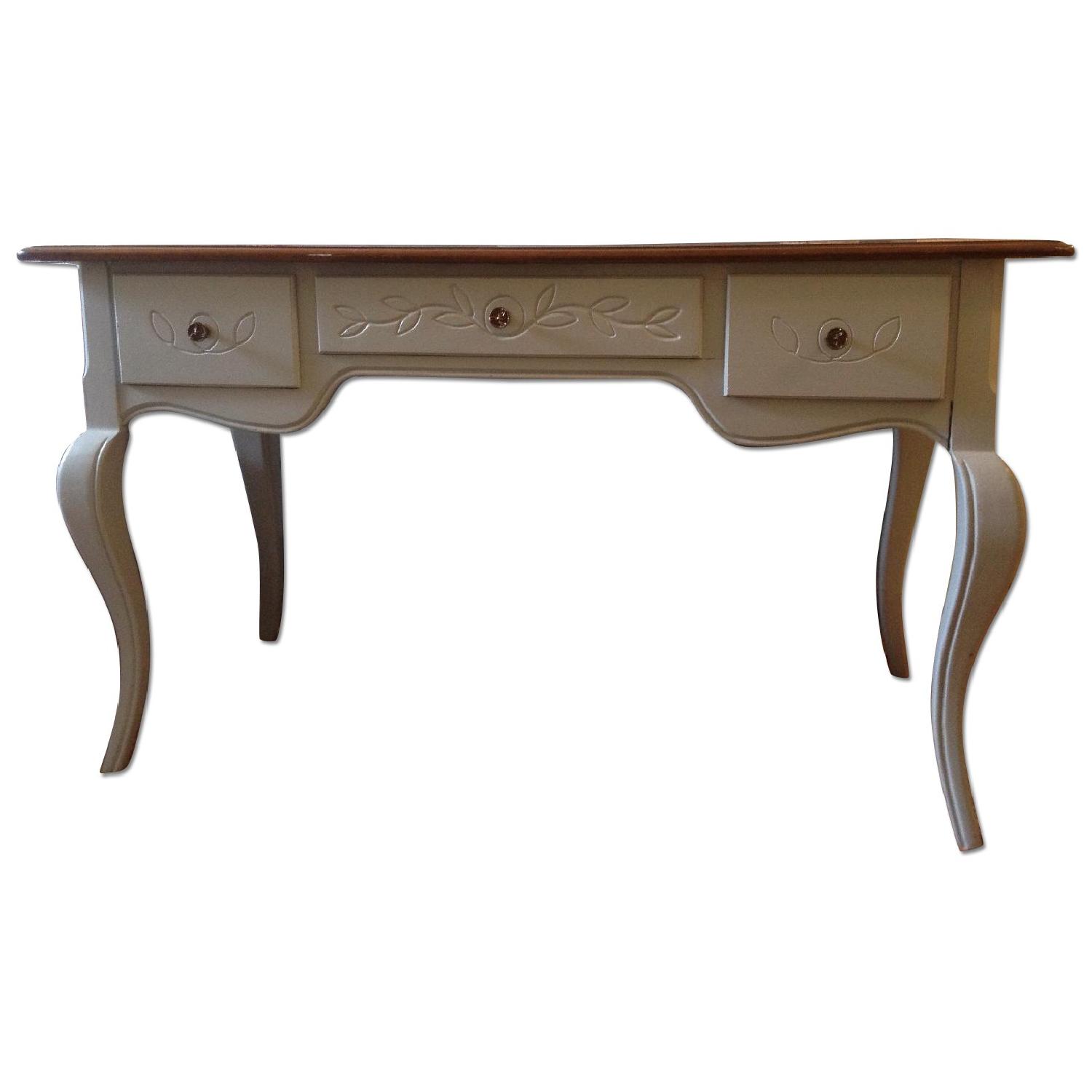 Hekman French ProvincialStyle Sofa Table/Desk/Vanity AptDeco