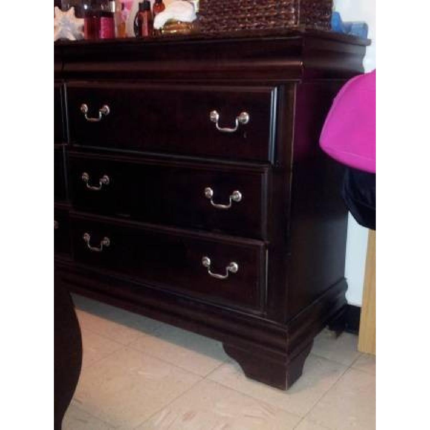 Raymour and Flanigan Bedroom Set - image-1