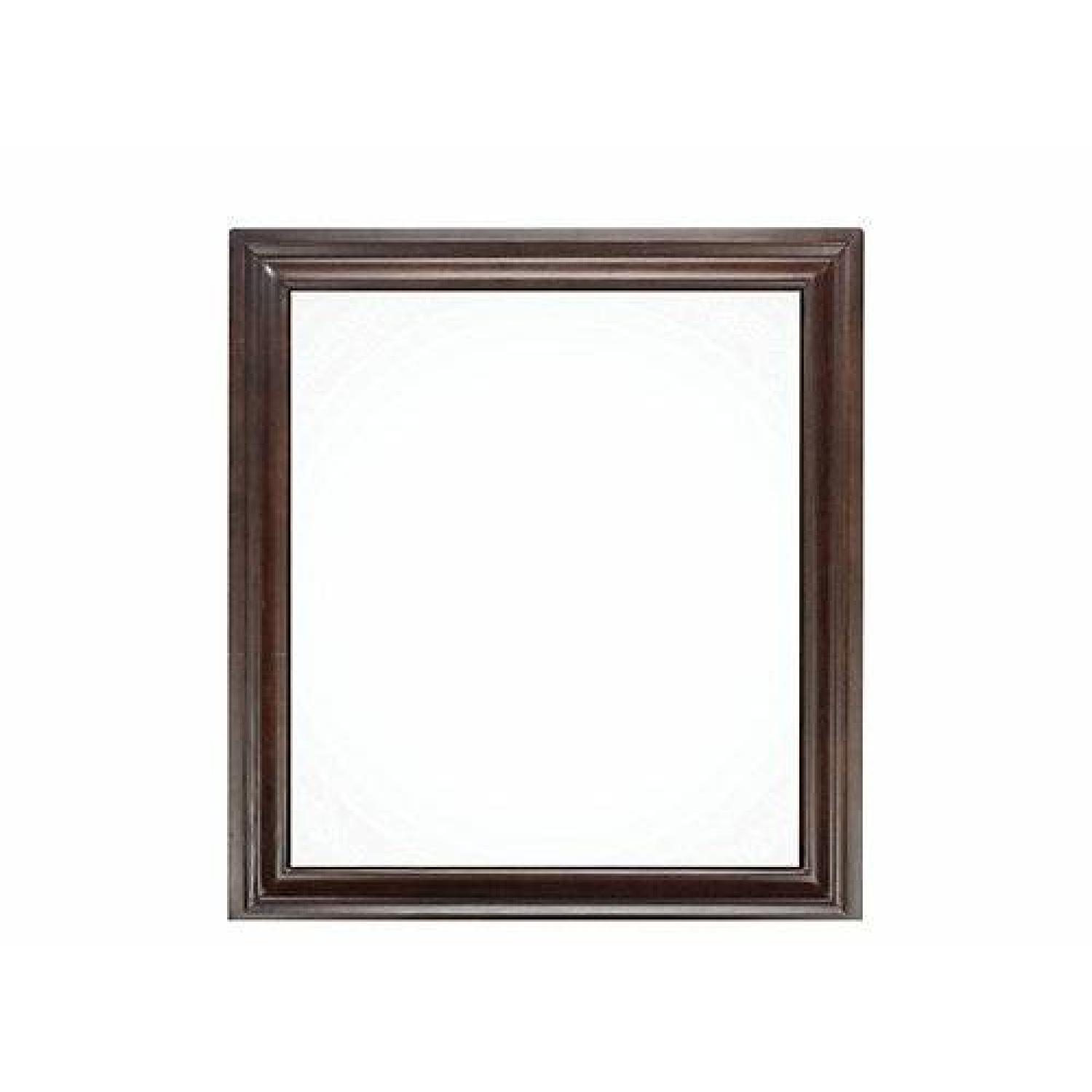 Raymour and Flanigan Bedroom Set - image-3