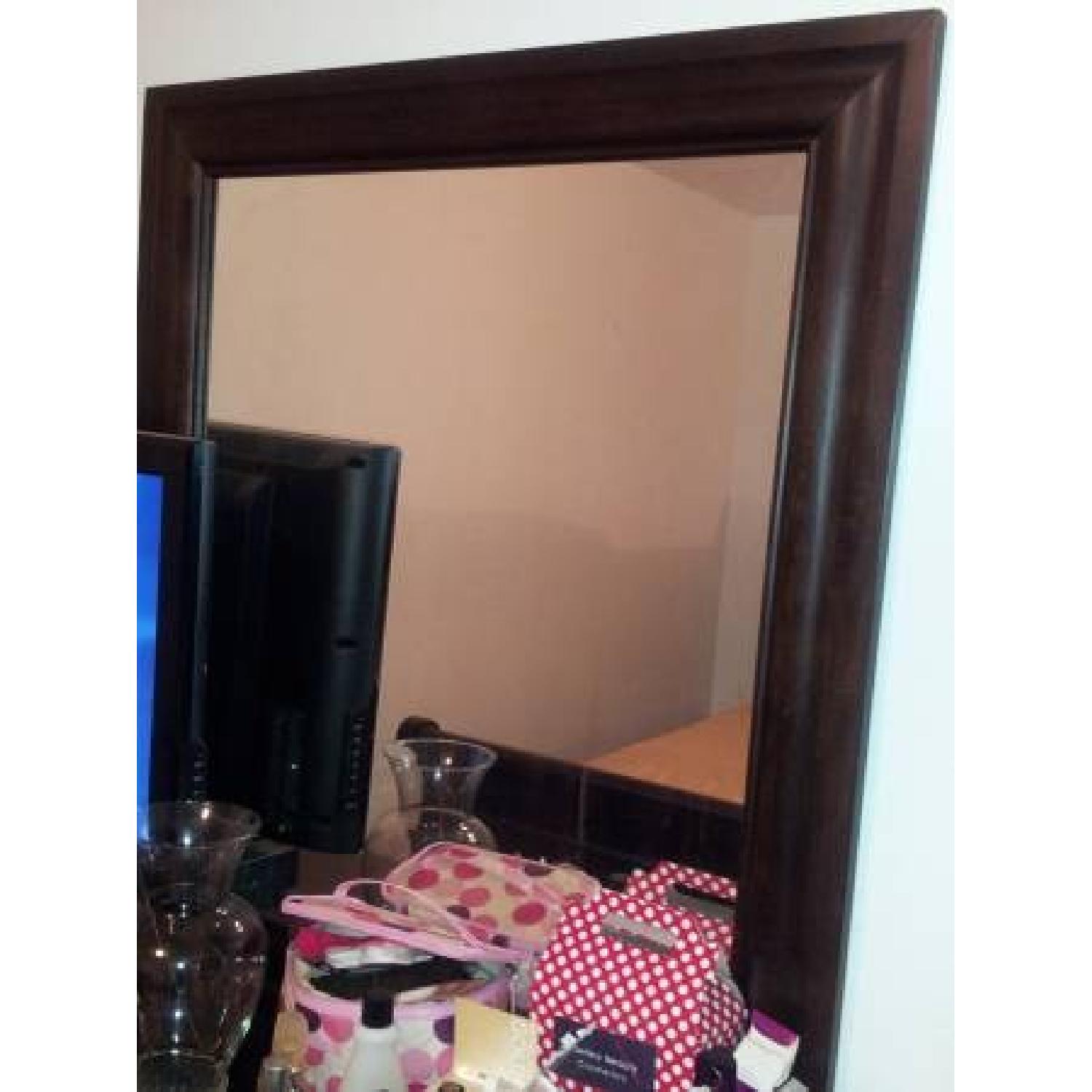 Raymour and Flanigan Bedroom Set - image-4