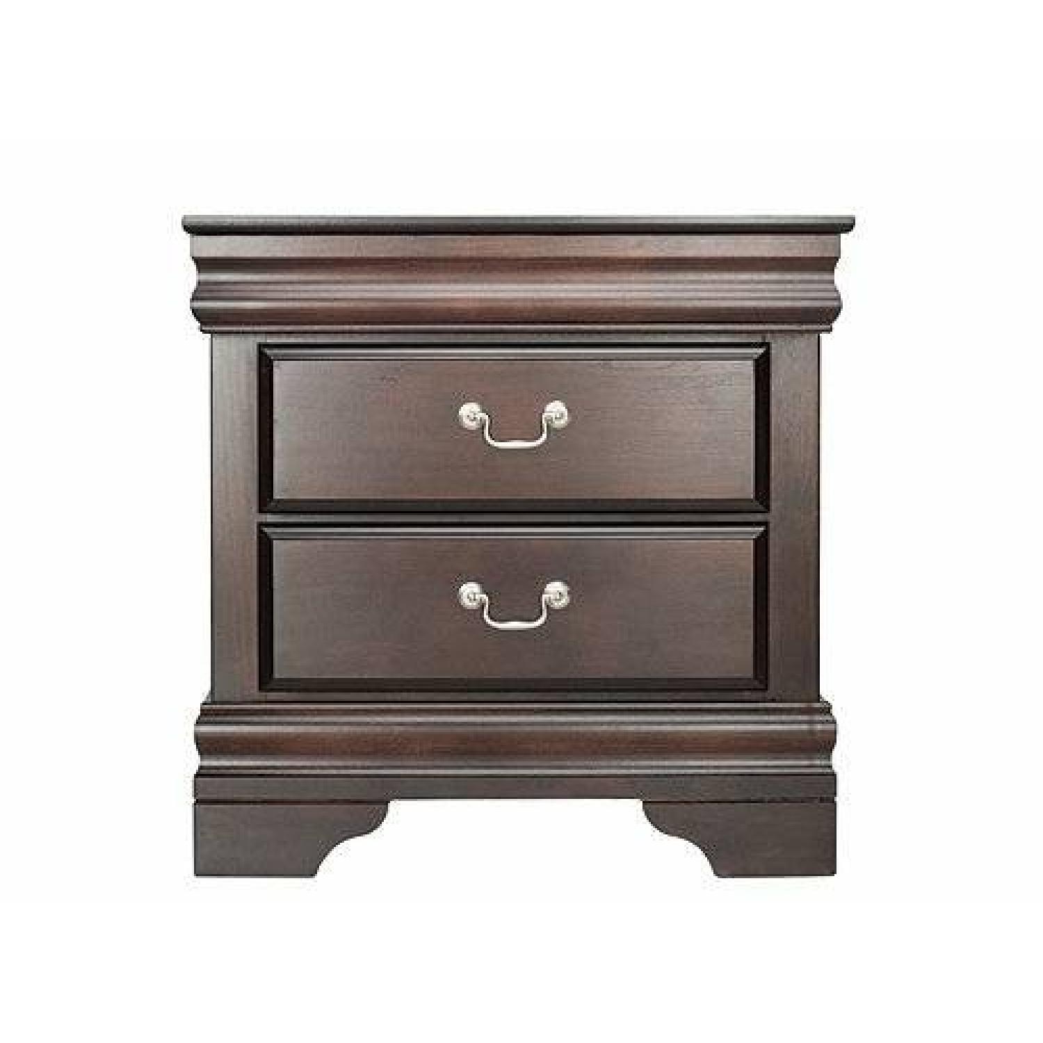 Raymour and Flanigan Bedroom Set - image-10