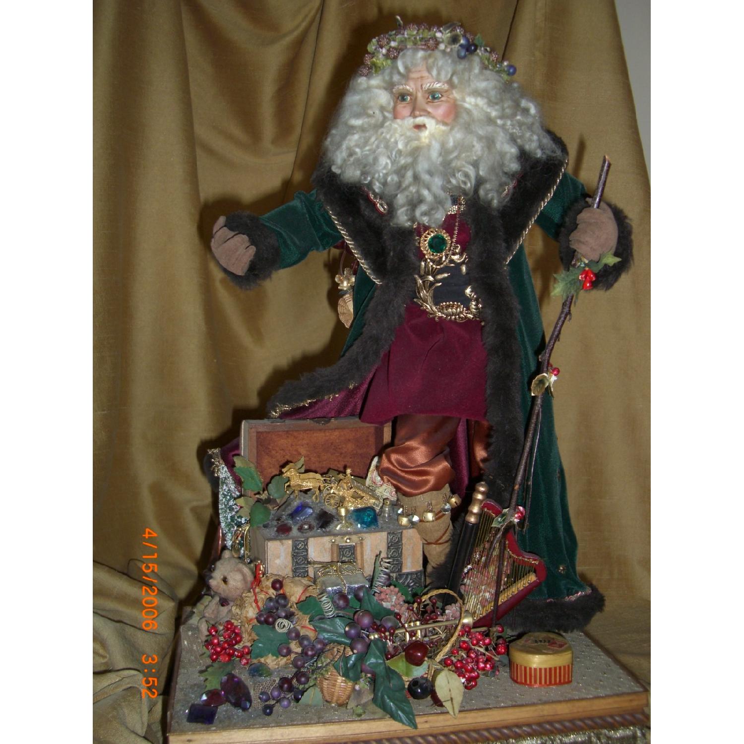 Vintage Santa Music Box - image-7