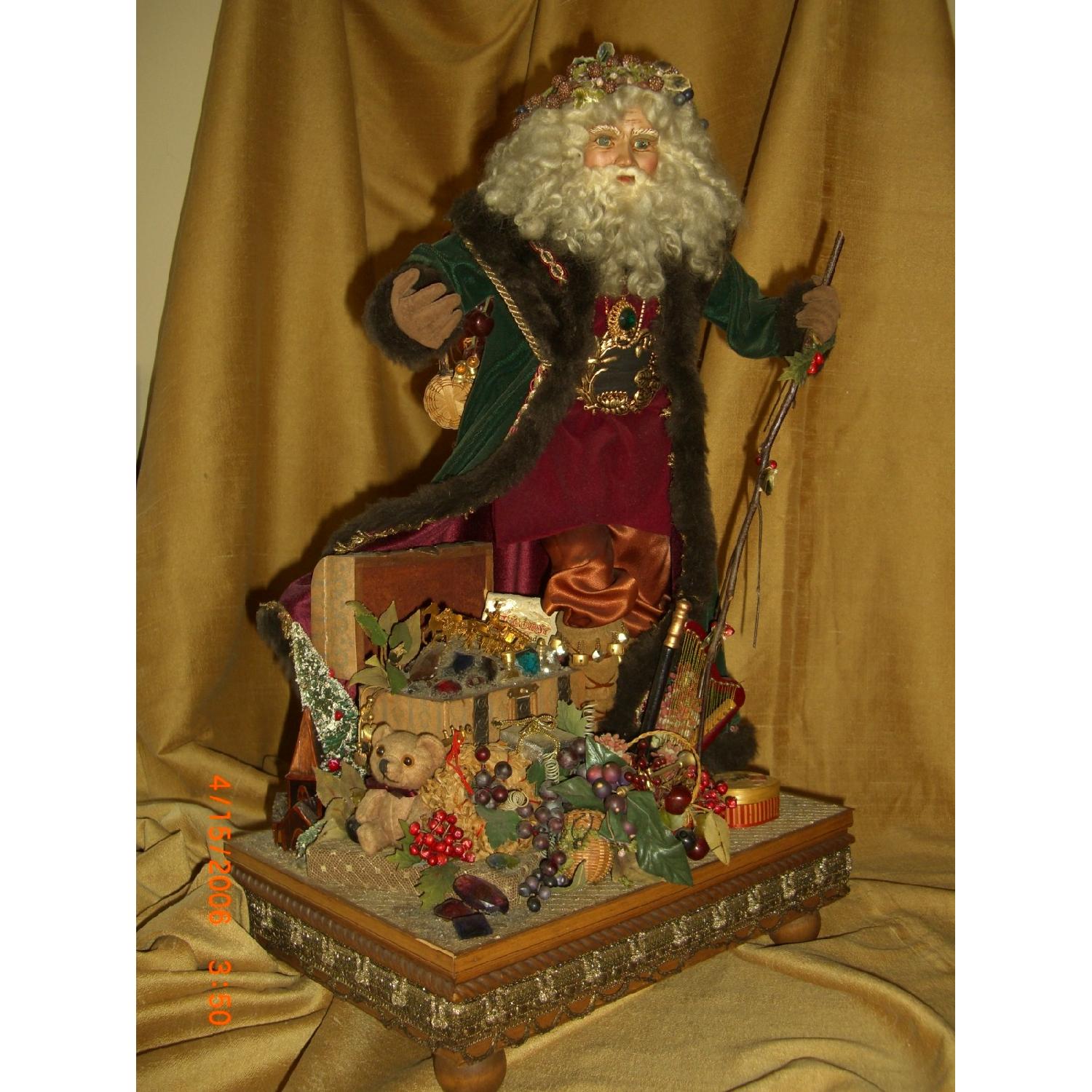 Vintage Santa Music Box - image-8