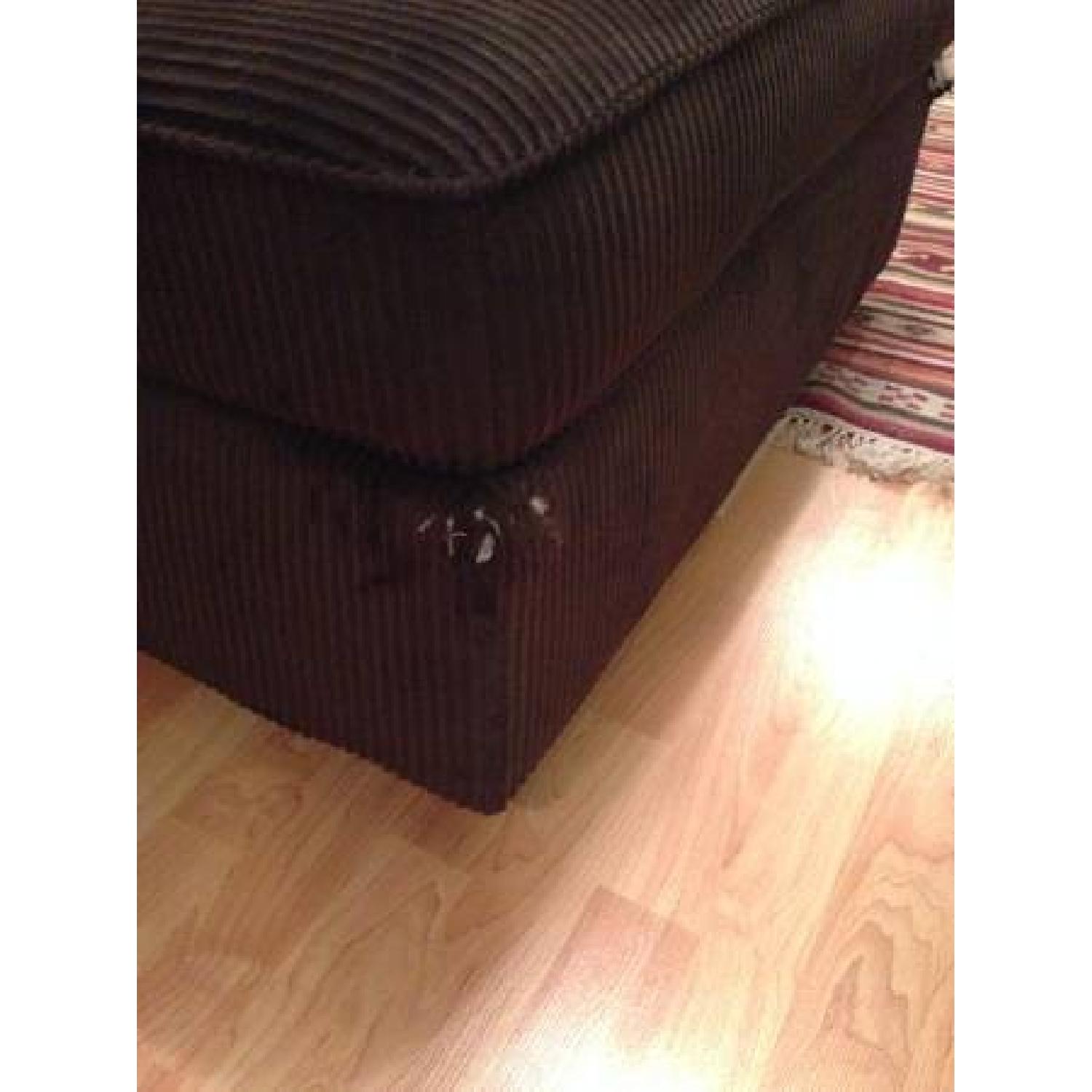 Ashley's Sectional Sofa/Couch - image-10