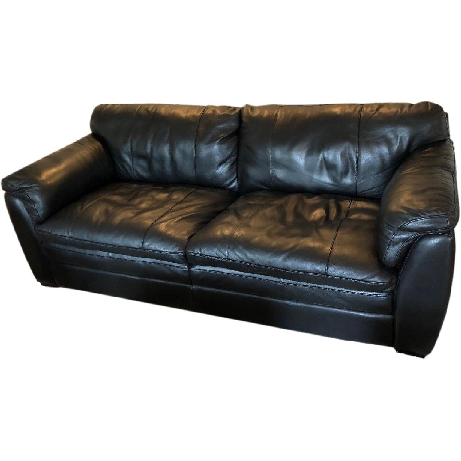 Thomasville FullSize Leather Sofa AptDeco