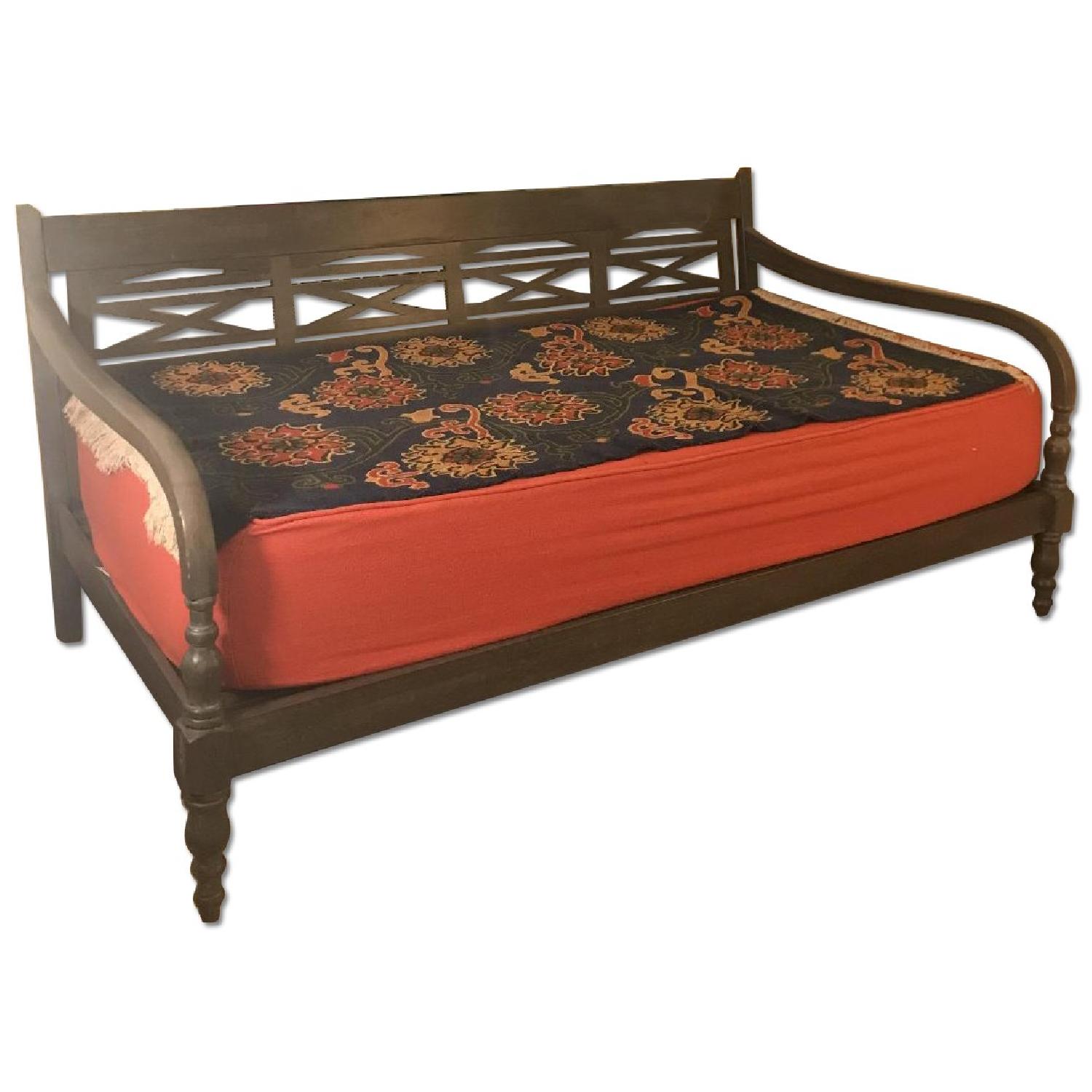 Wooden Frame Daybed - image-0