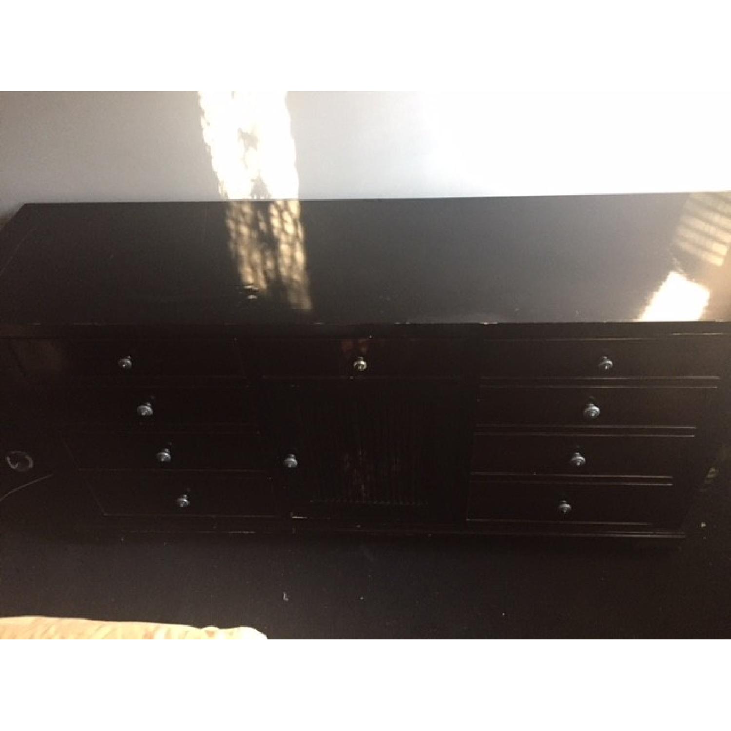 Linga Extra-Wide 9 Drawer Dresser - image-9