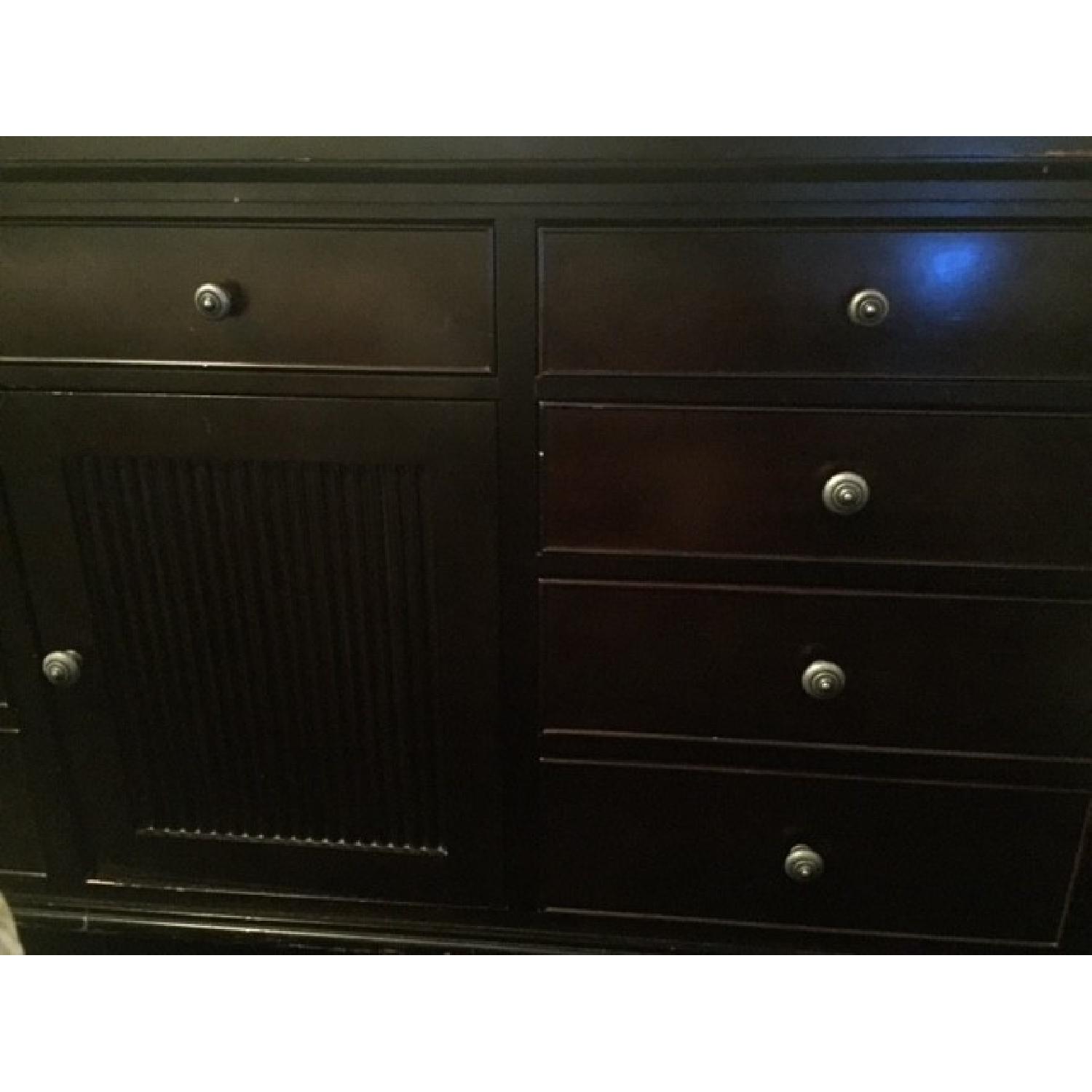 Linga Extra-Wide 9 Drawer Dresser - image-10