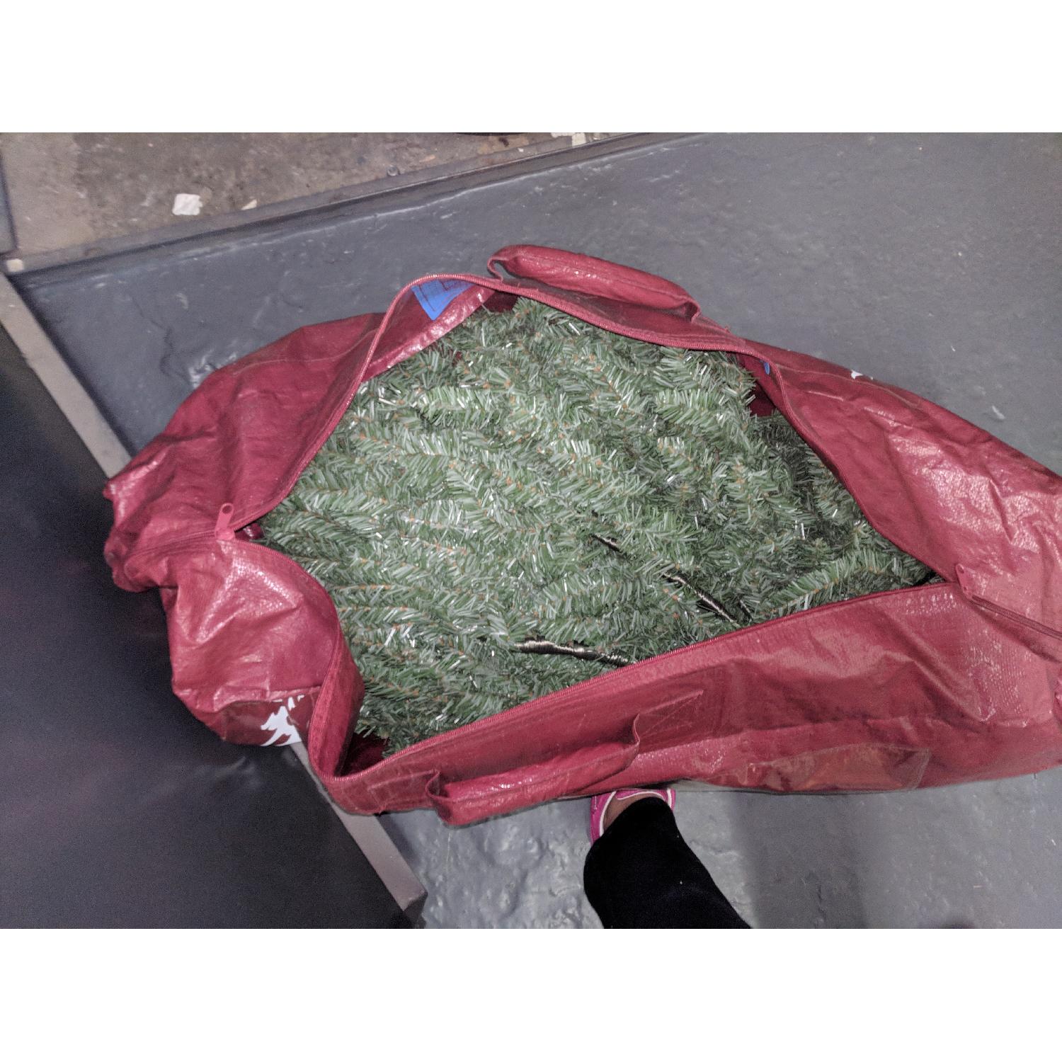 Balsam Hill Classic Blue Spruce 4.5 ft Tree AptDeco