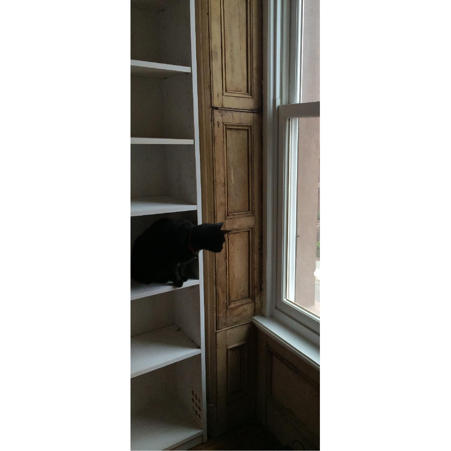 Gothic Cabinet Craft Lexingtonton Birch/White Wash Bookcase - image-3