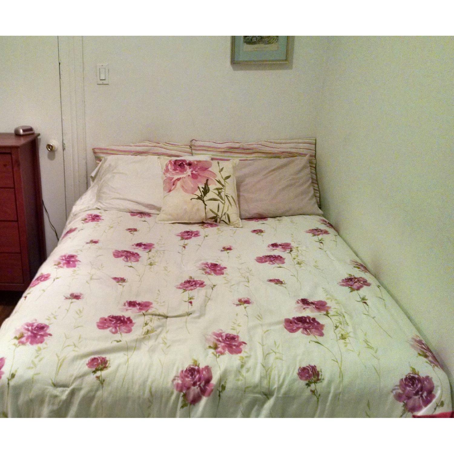 Sleepy's Full Size Bed Frame - image-2