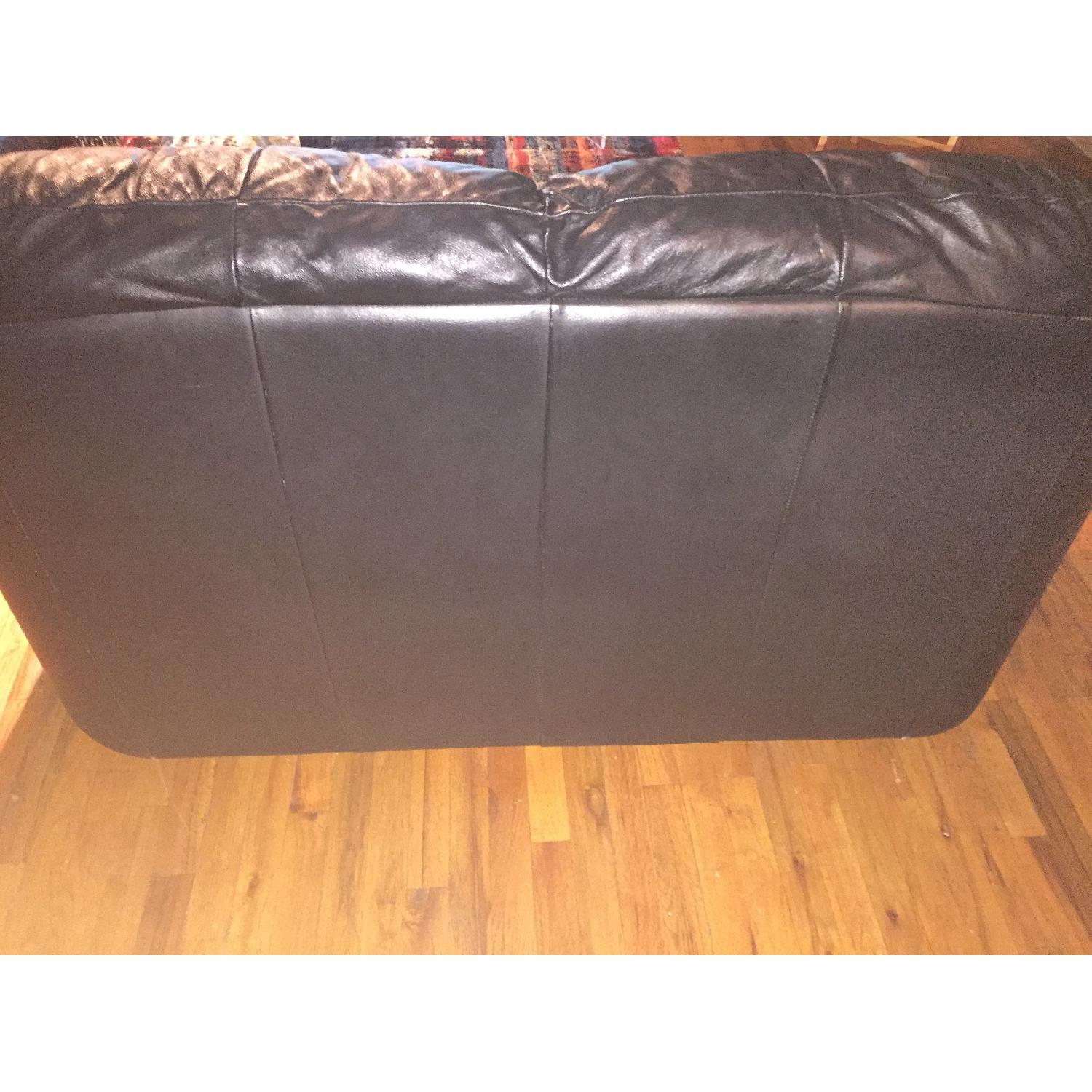 Jennifer Leathers Loveseat - image-4