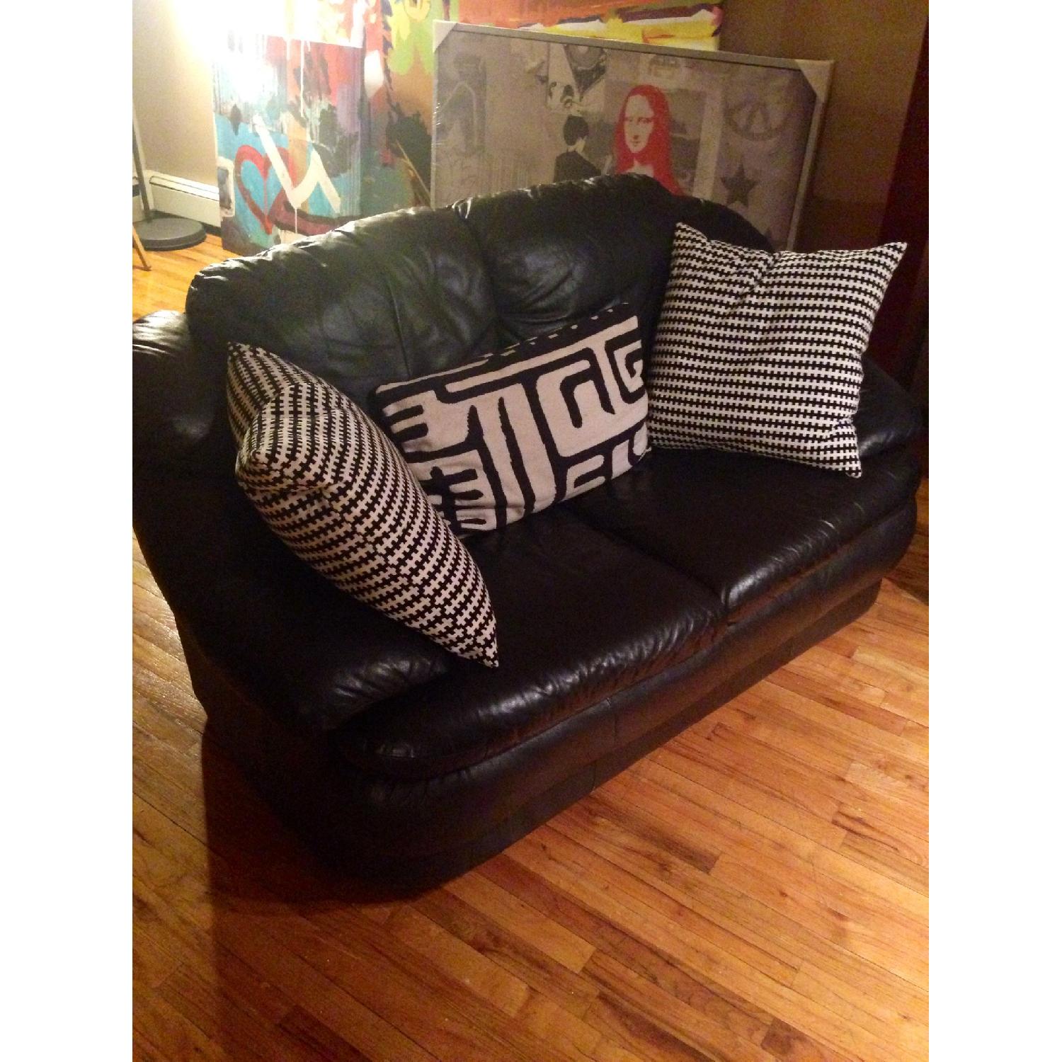 Jennifer Leathers Loveseat - image-8