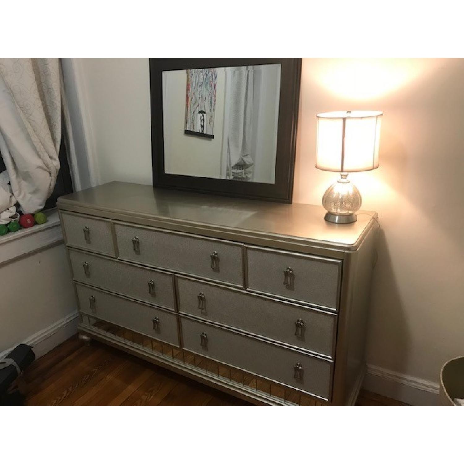 Bob's Silver Diva Dresser - image-2