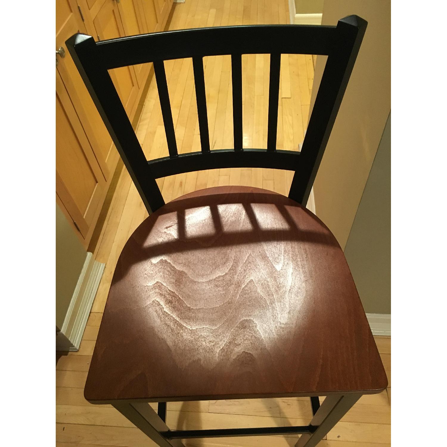 Black Metal Tall Bar Stool AptDeco