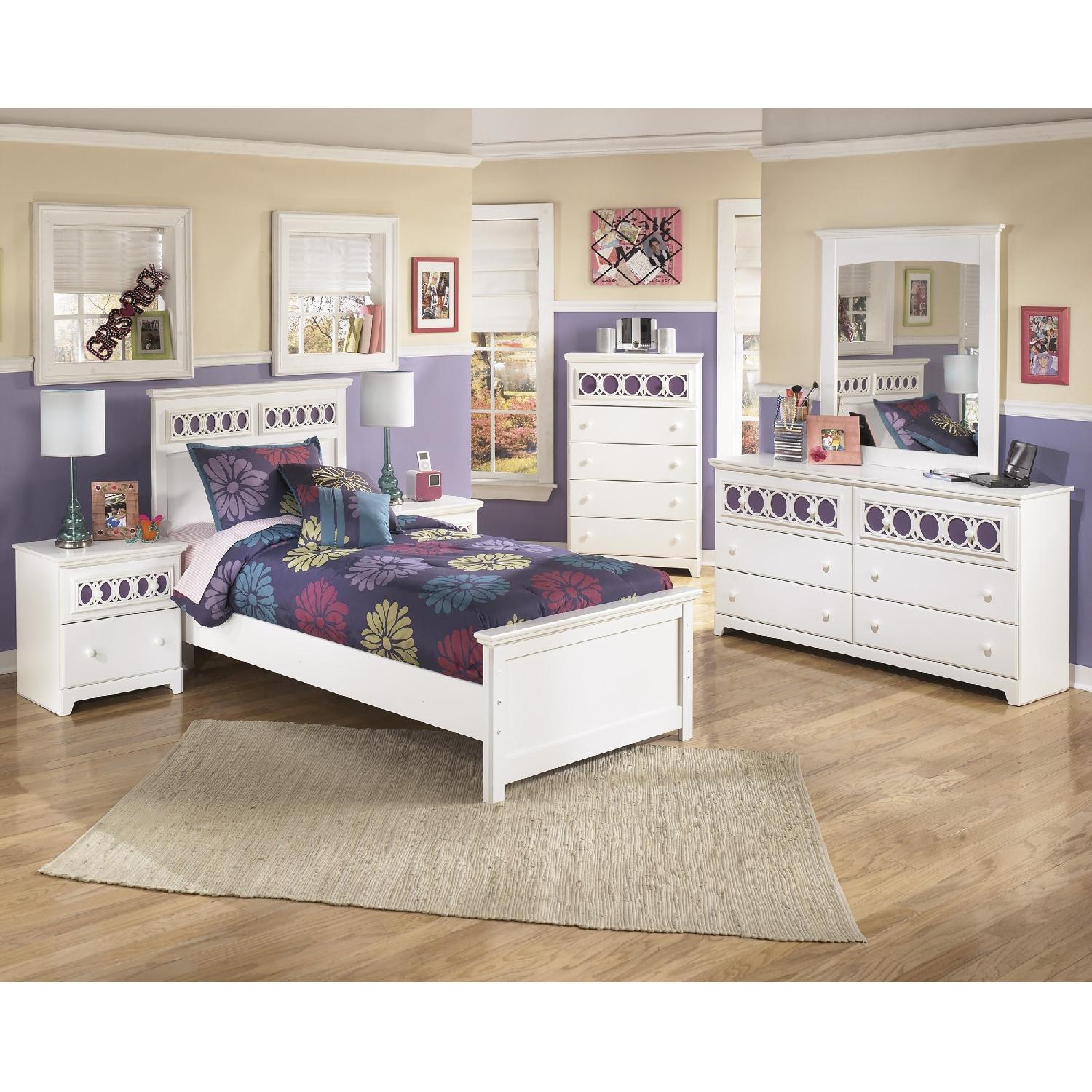 Ashley Zayley White Dresser - image-2